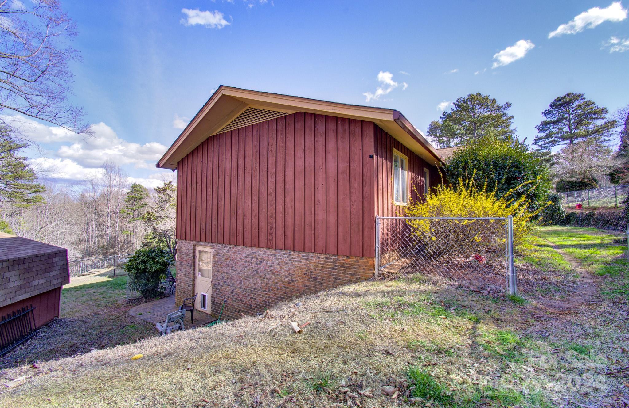 304 Honeysuckle Drive