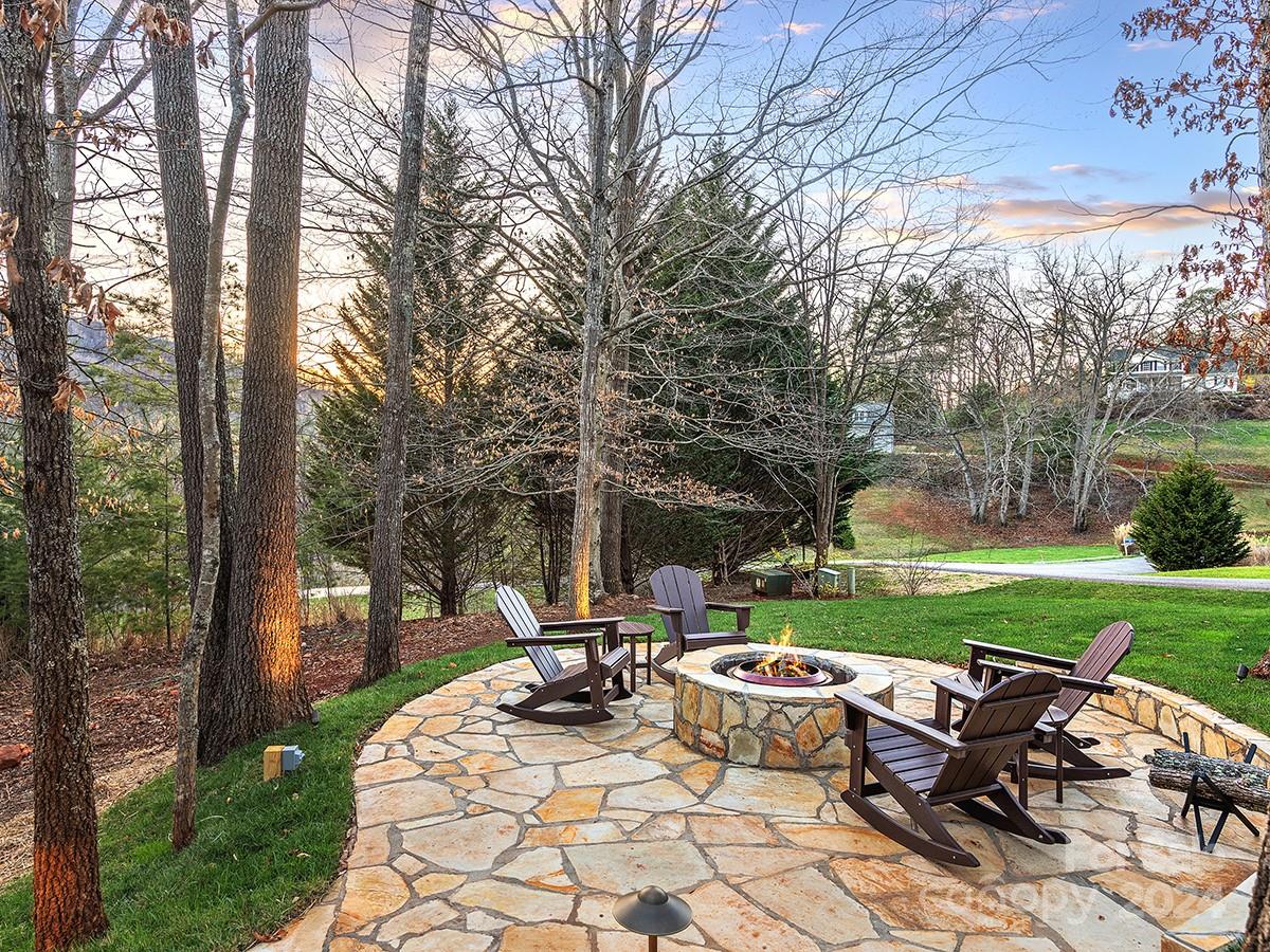 93 Farm Valley Court