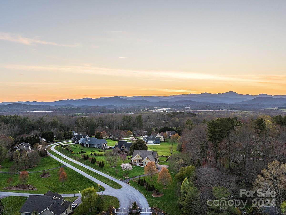 70 Skytop Farm Lane