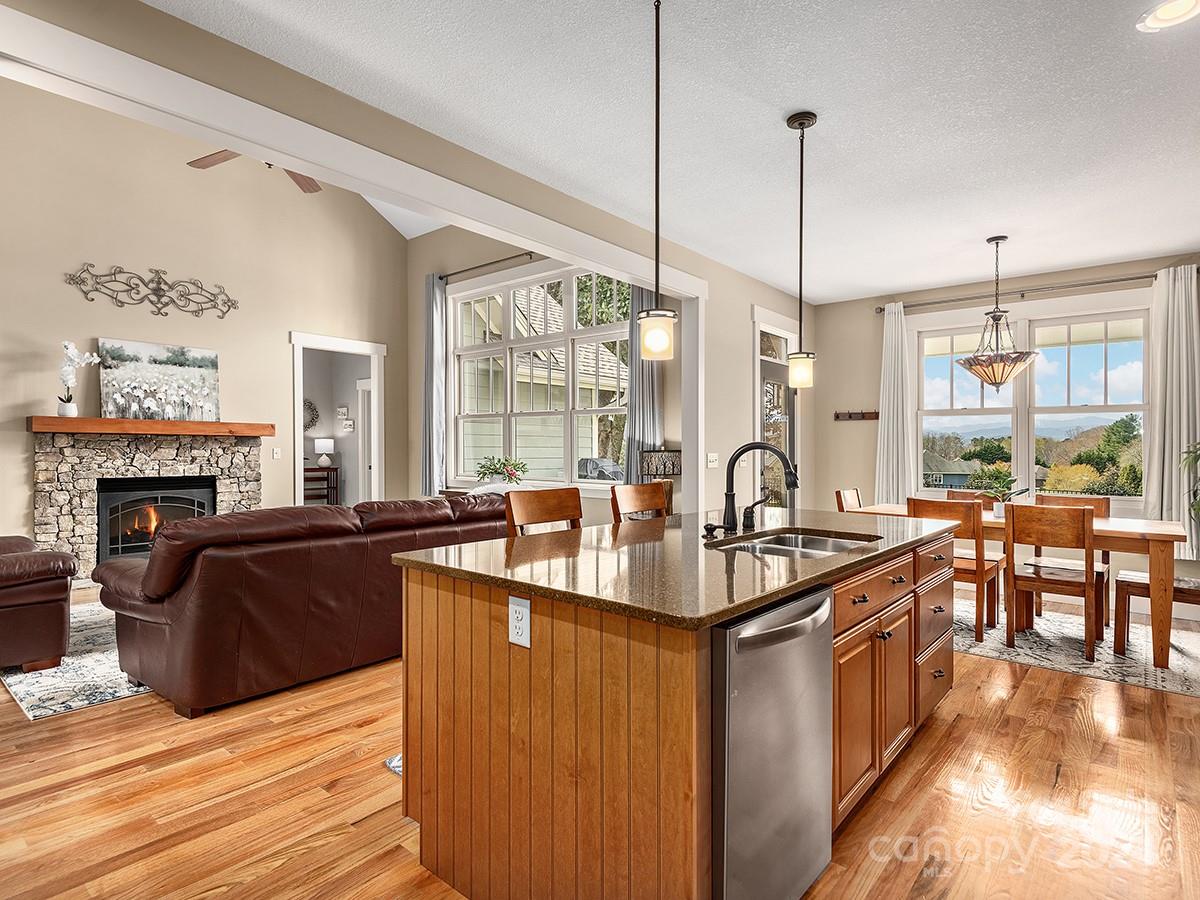 70 Skytop Farm Lane