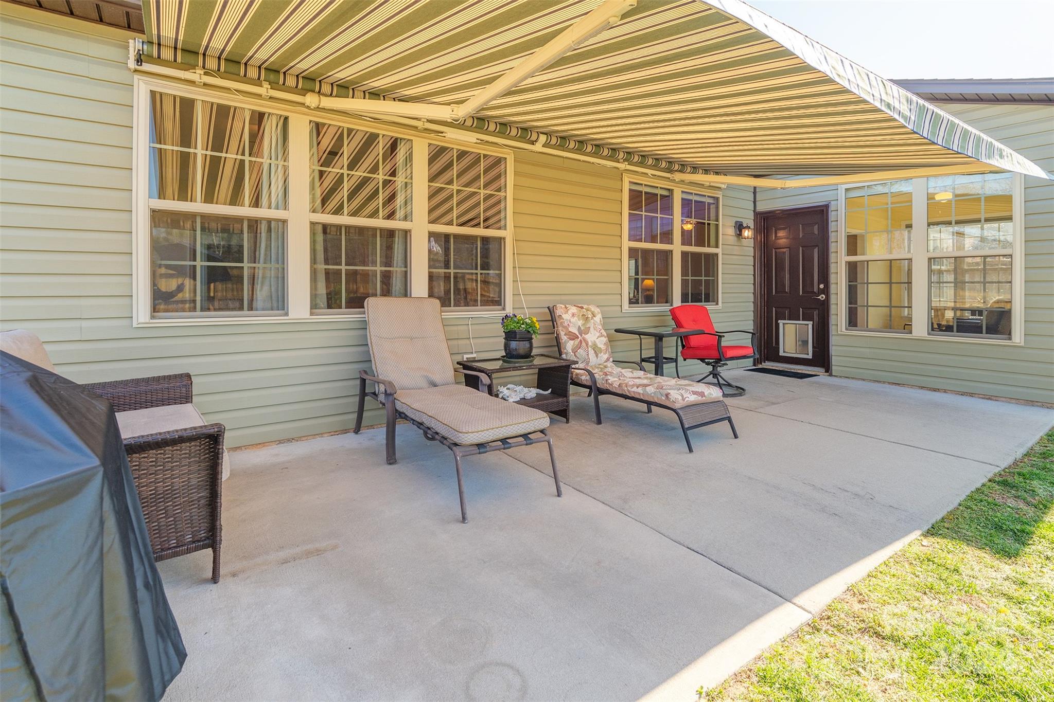 32 Checkerberry Court