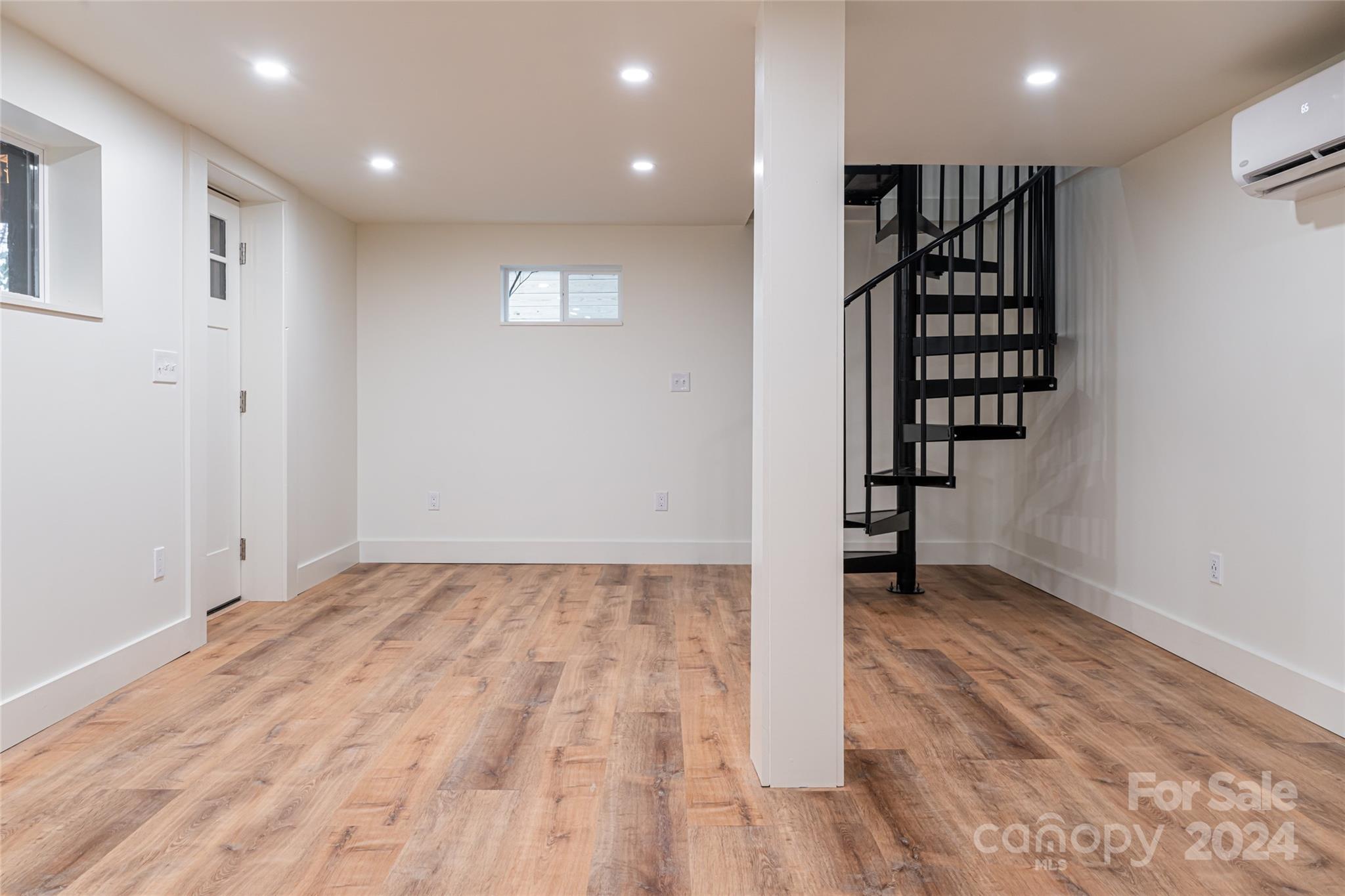 30 Weston Drive