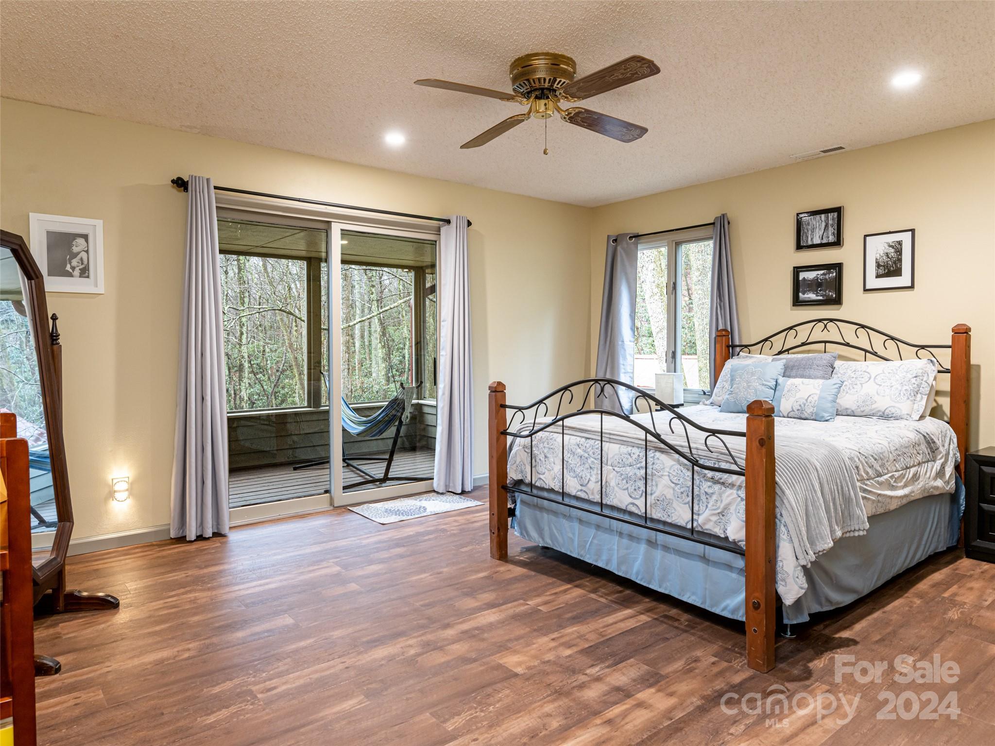 667 Pinners Cove Road