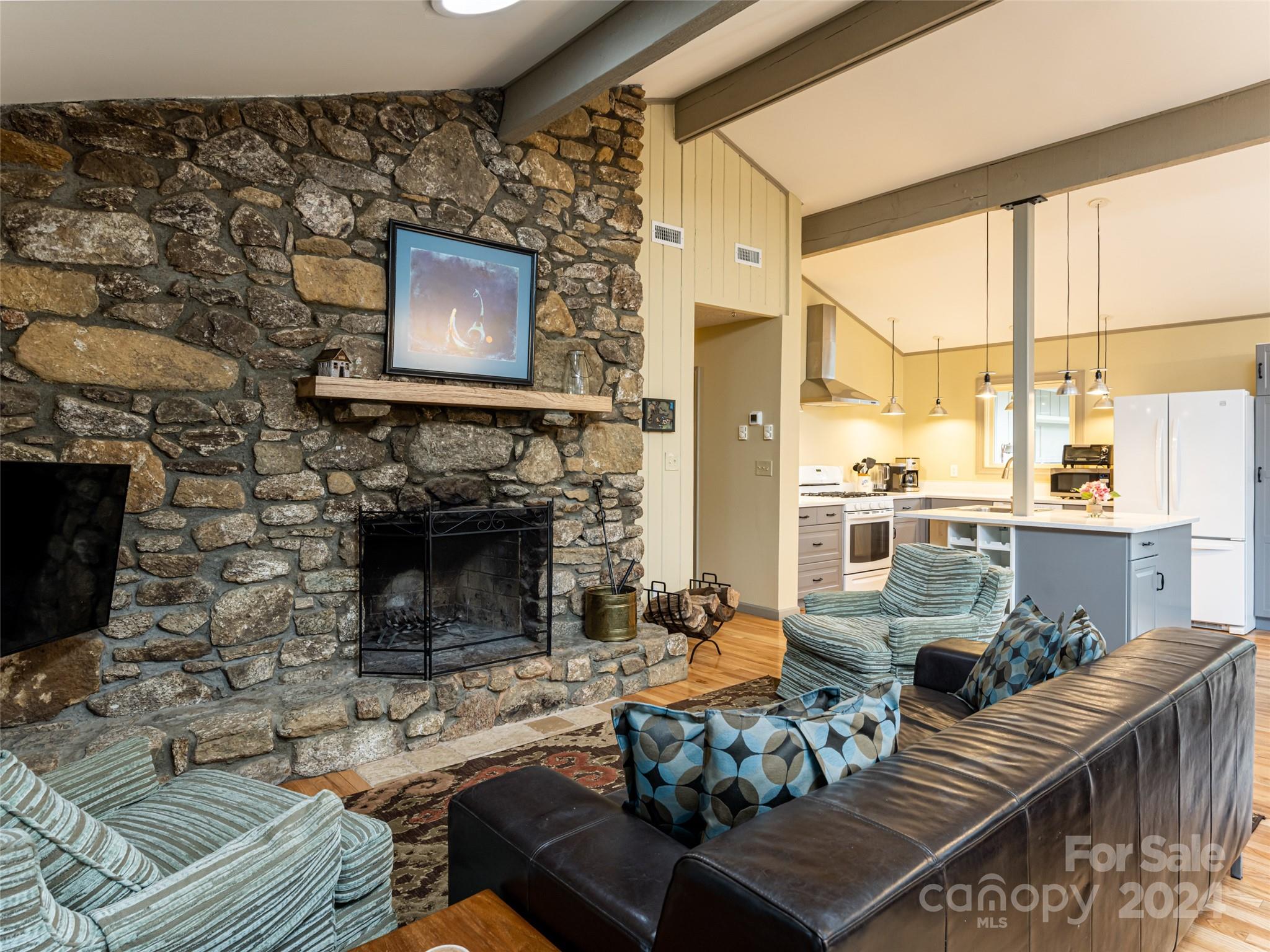 667 Pinners Cove Road