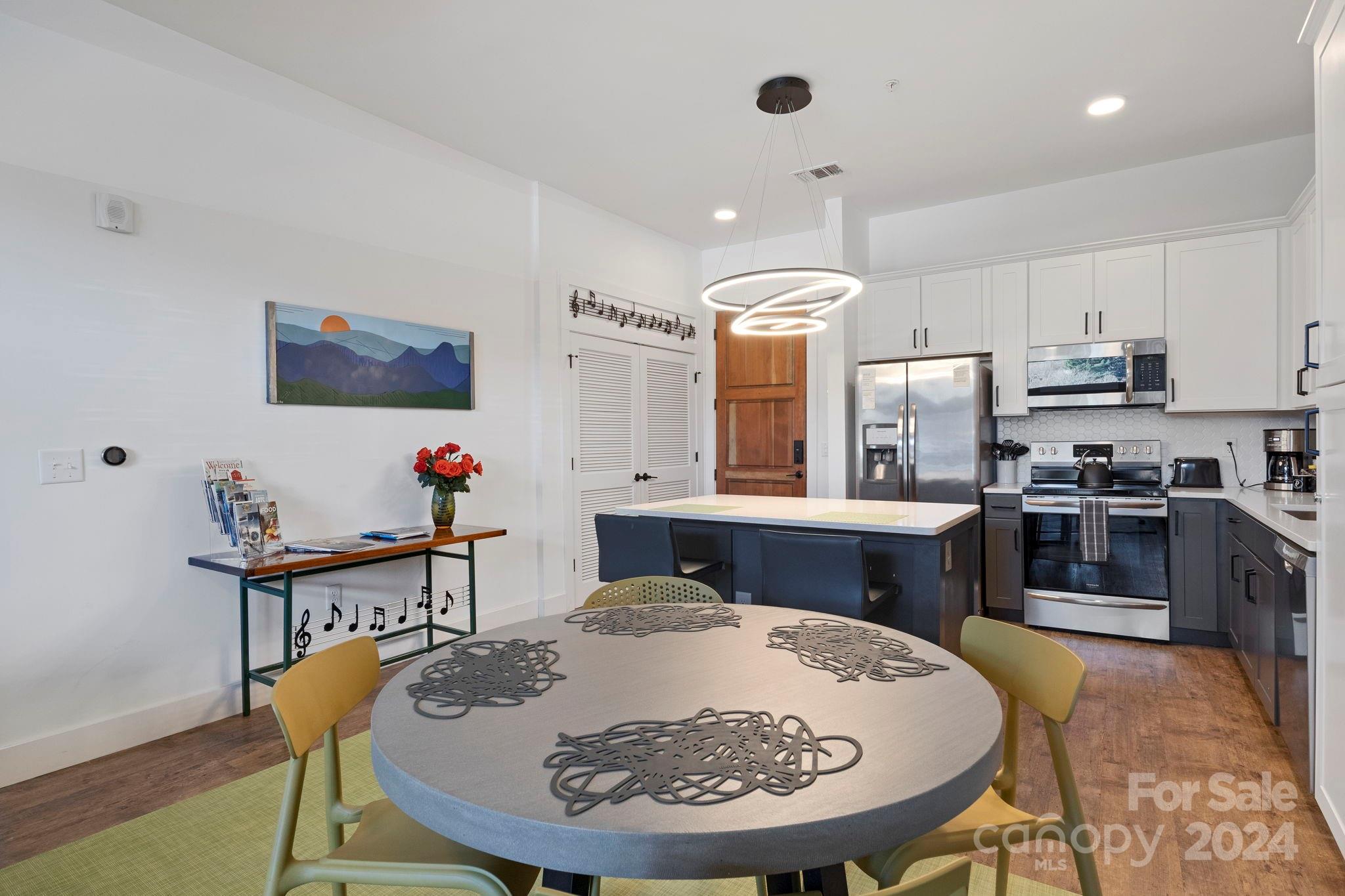 55 S Market Street Unit: 211