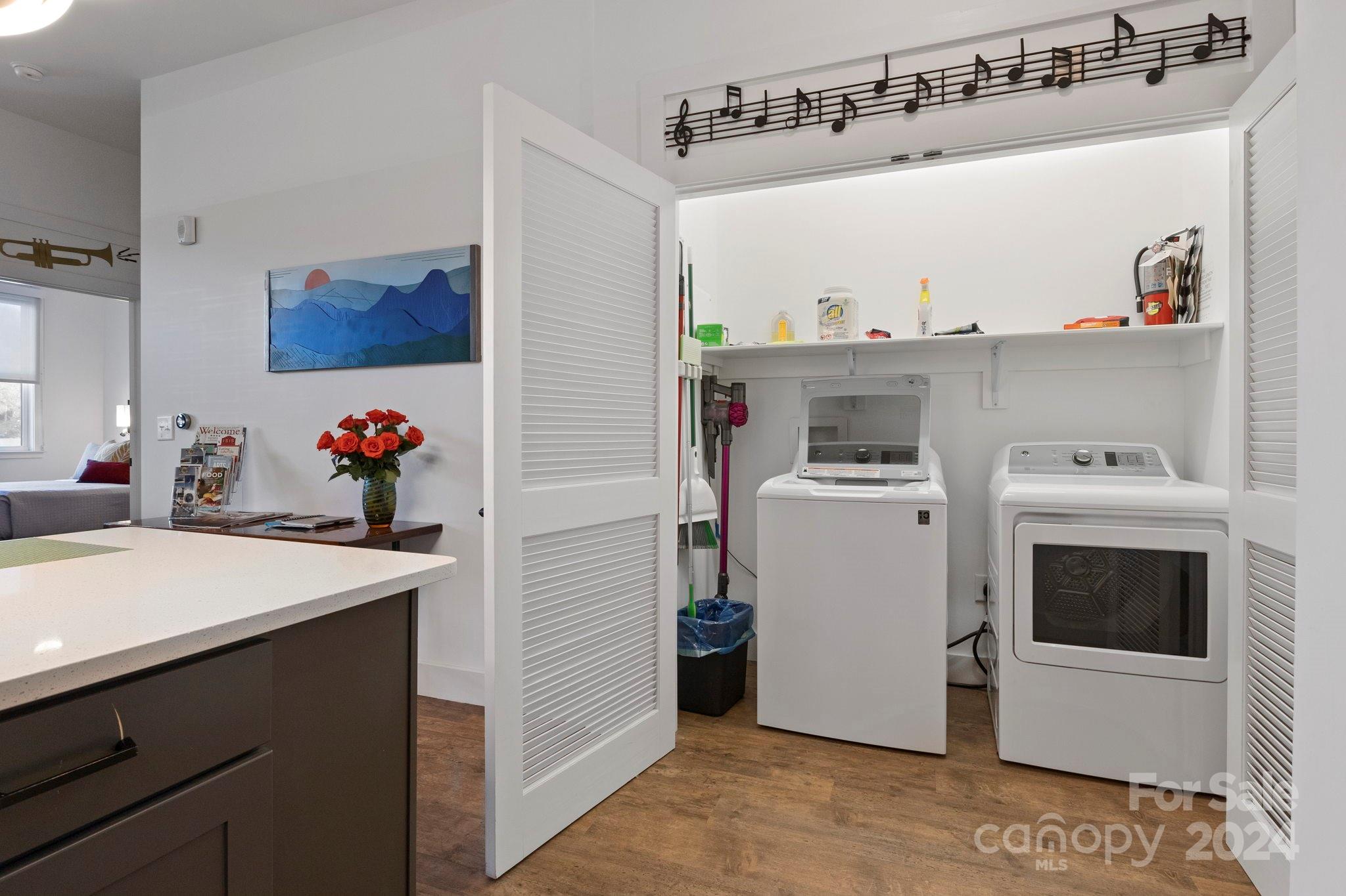 55 S Market Street Unit: 211