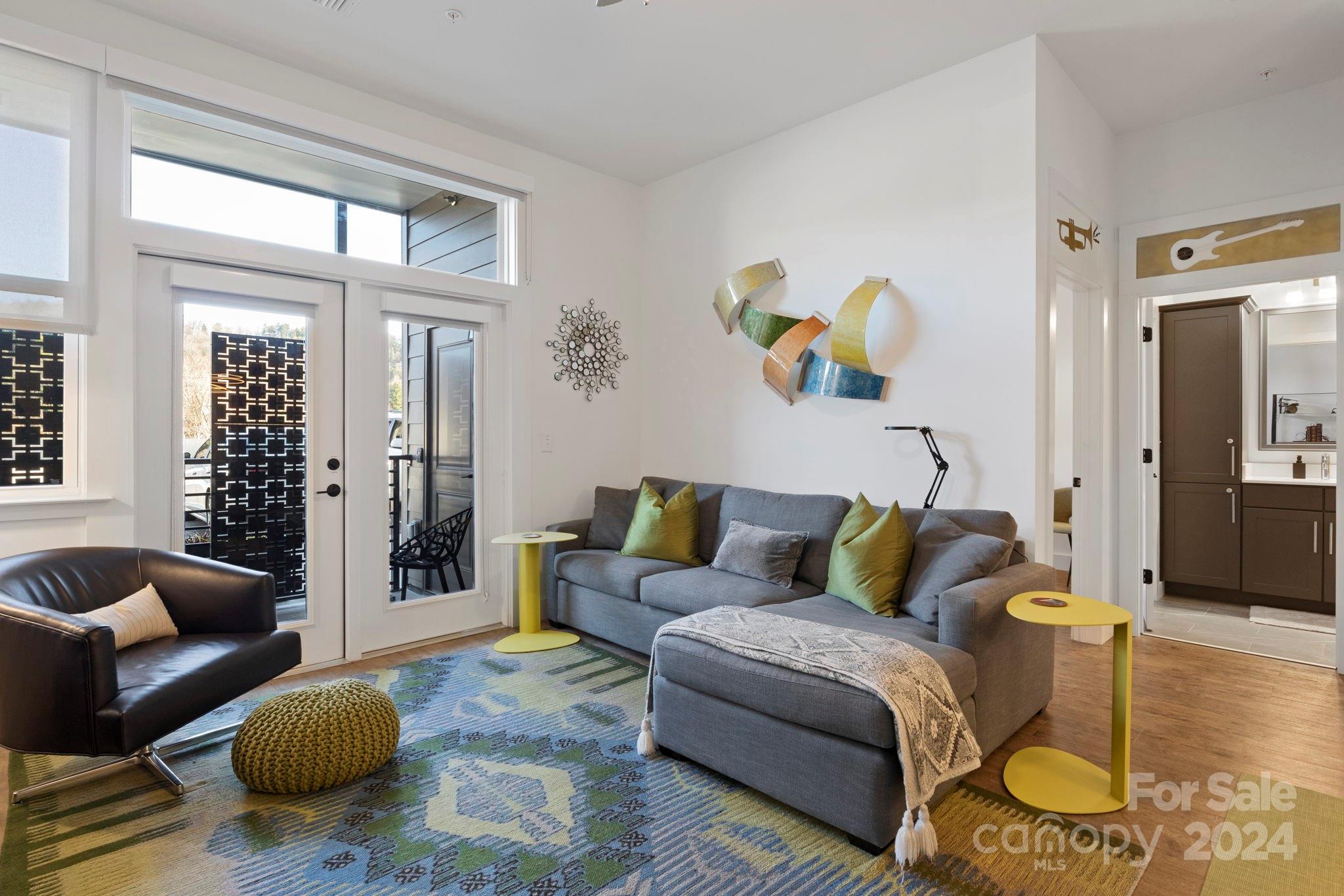 55 S Market Street Unit: 211