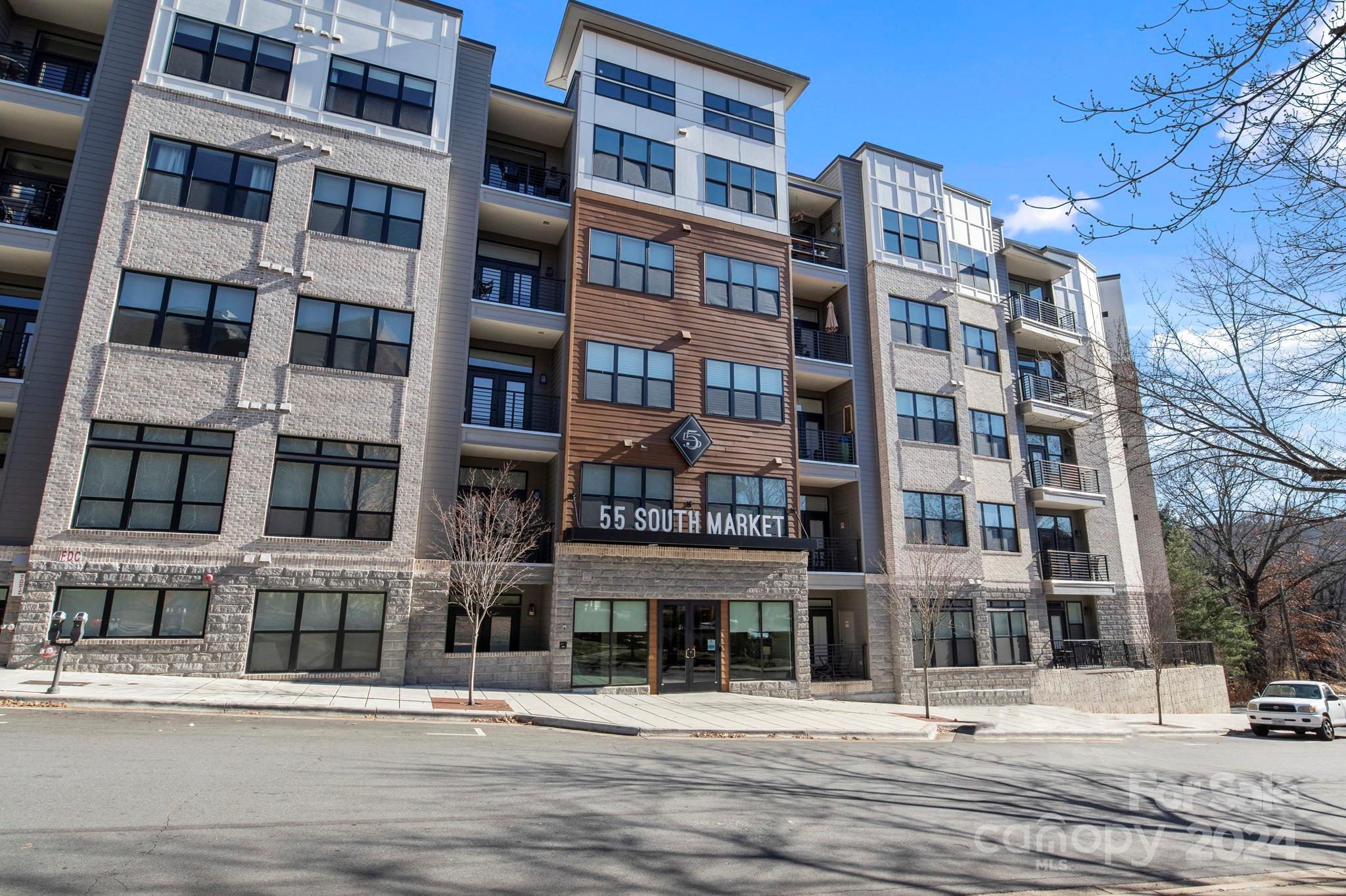 55 S Market Street Unit: 211