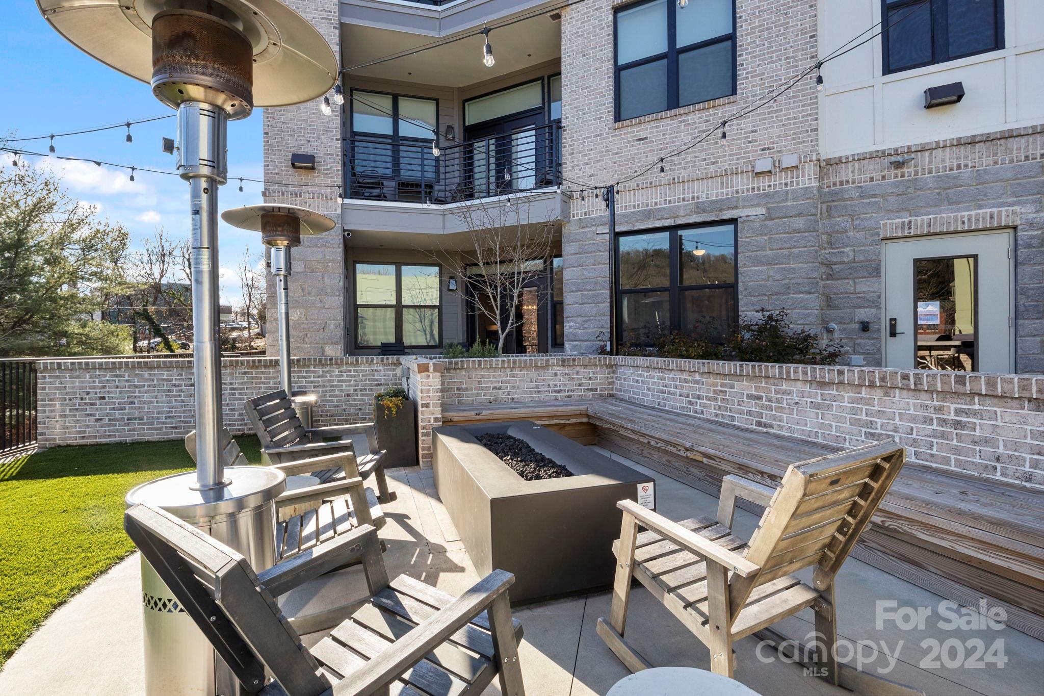 55 S Market Street Unit: 211