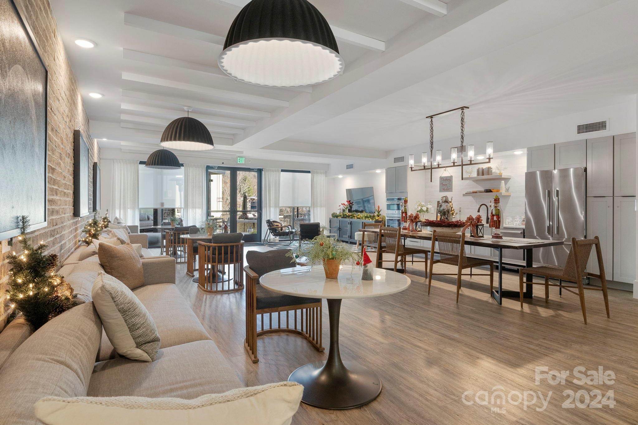 55 S Market Street Unit: 211