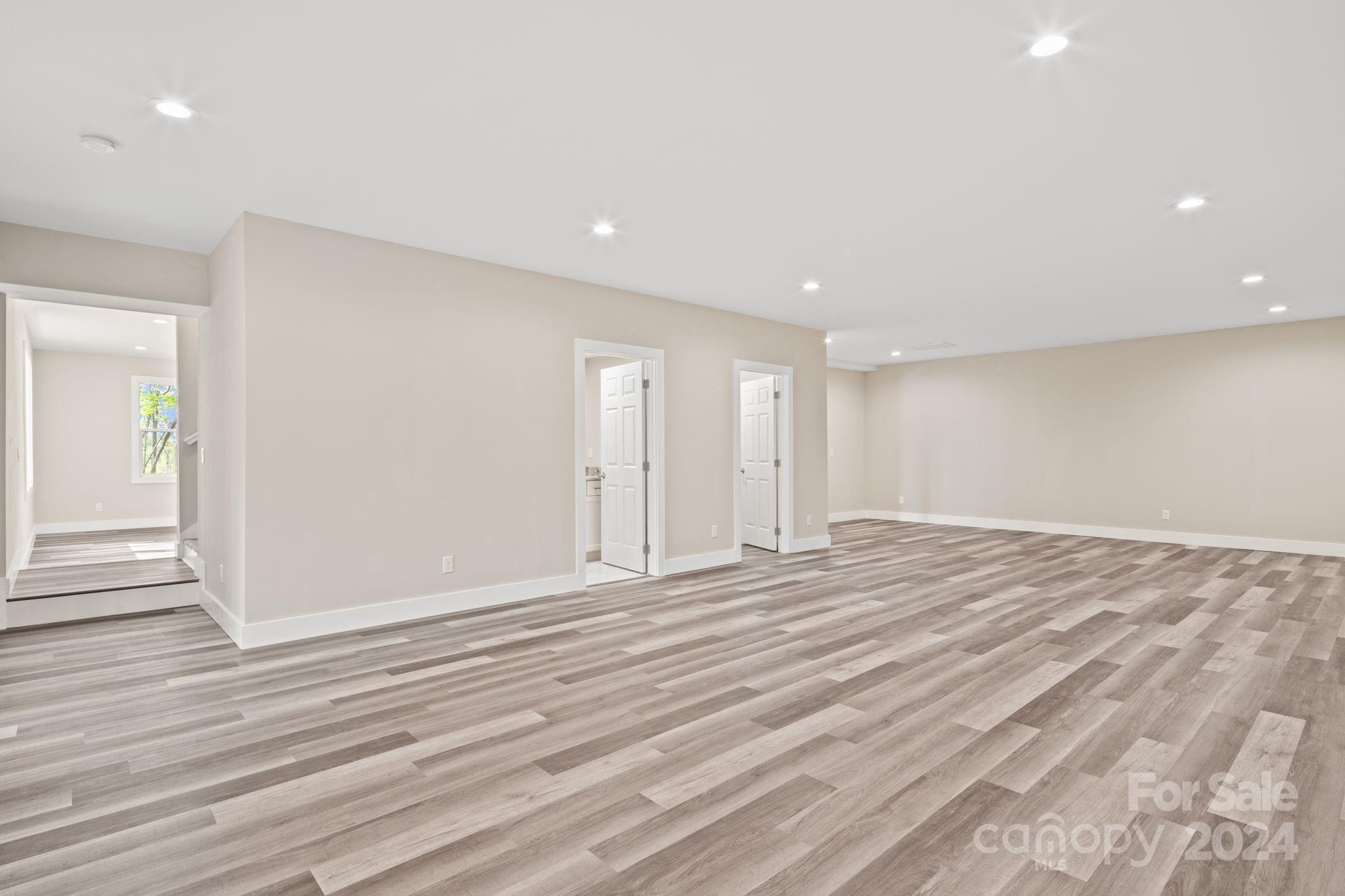 96 Azalea Lane Unit: 5