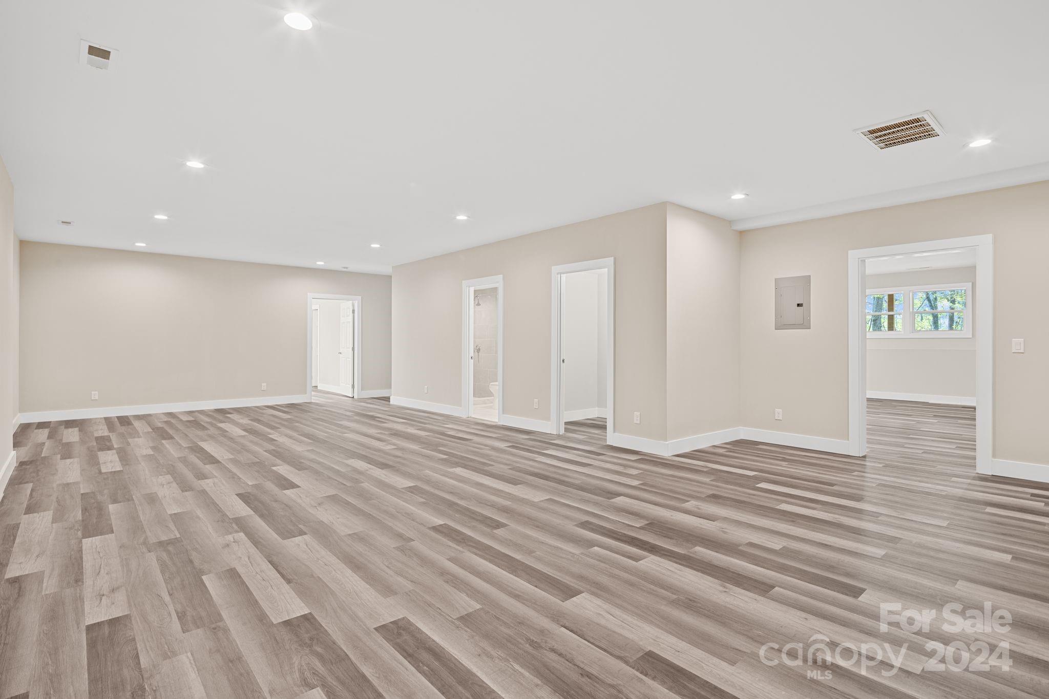 96 Azalea Lane Unit: 5