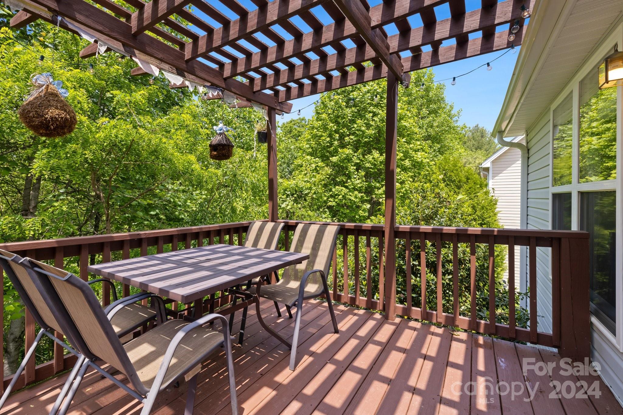 117 Paper Birch Avenue