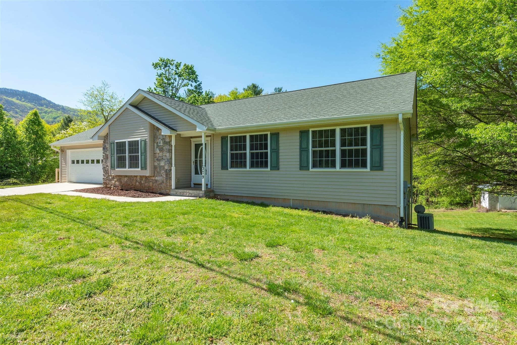 379 Buckeye Cove Road