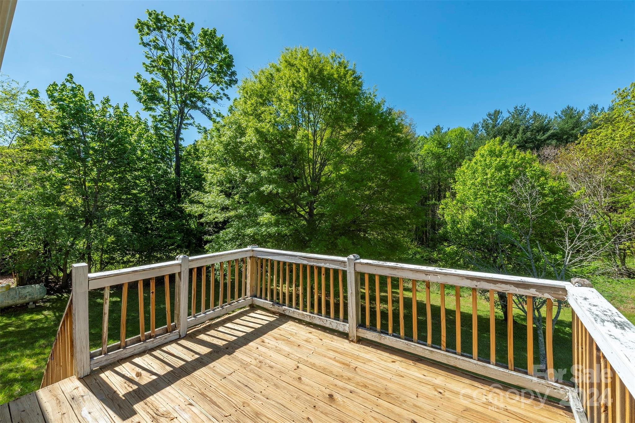 379 Buckeye Cove Road