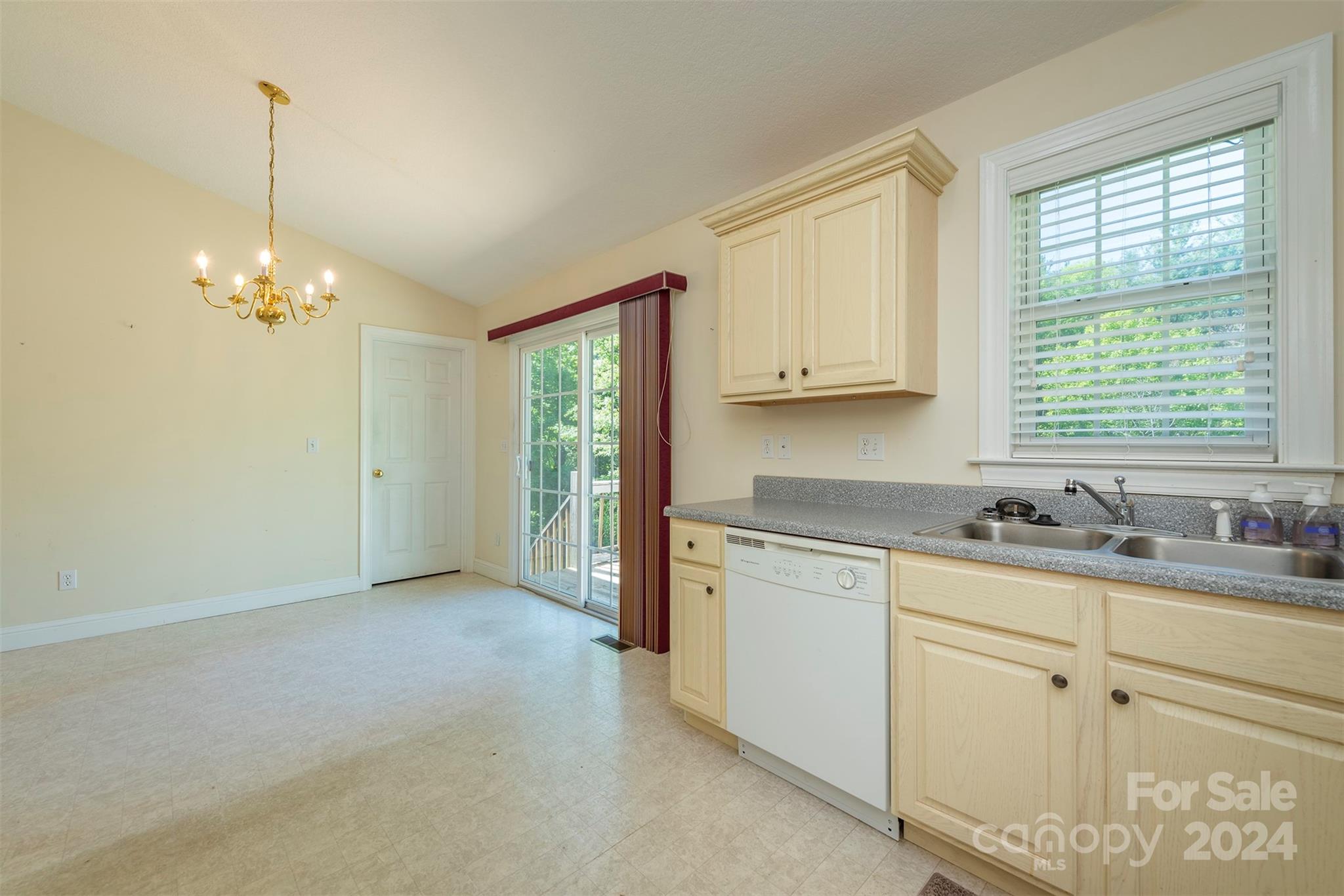 379 Buckeye Cove Road