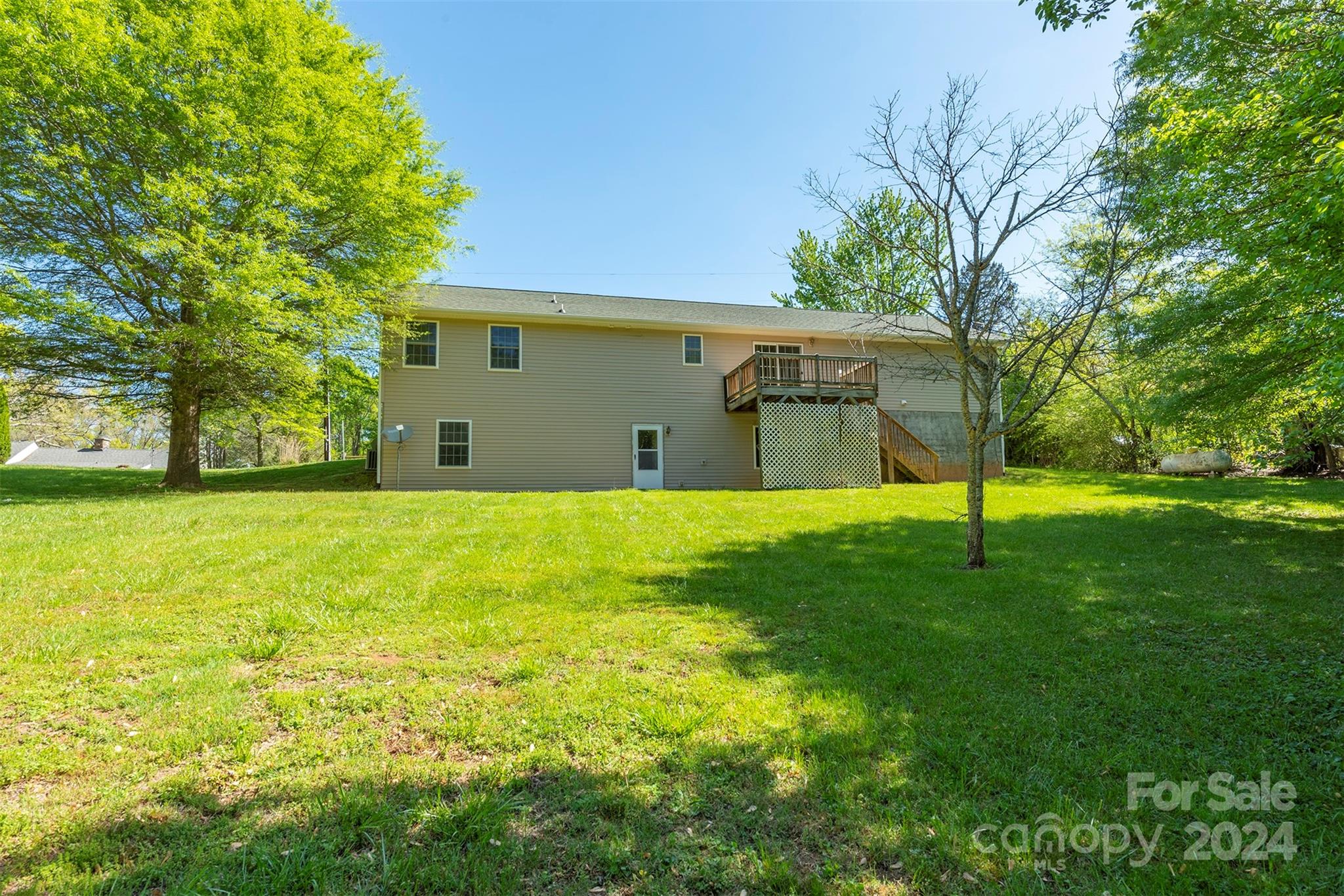 379 Buckeye Cove Road