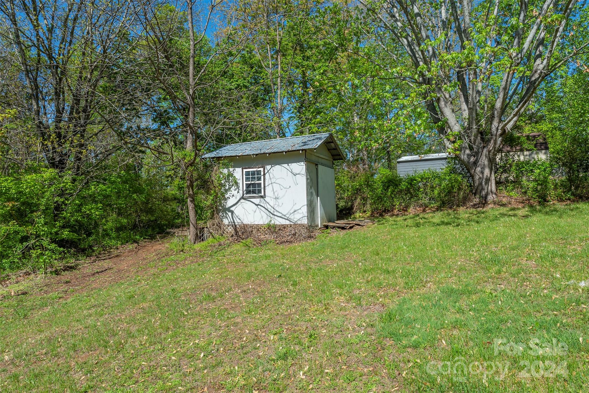 379 Buckeye Cove Road