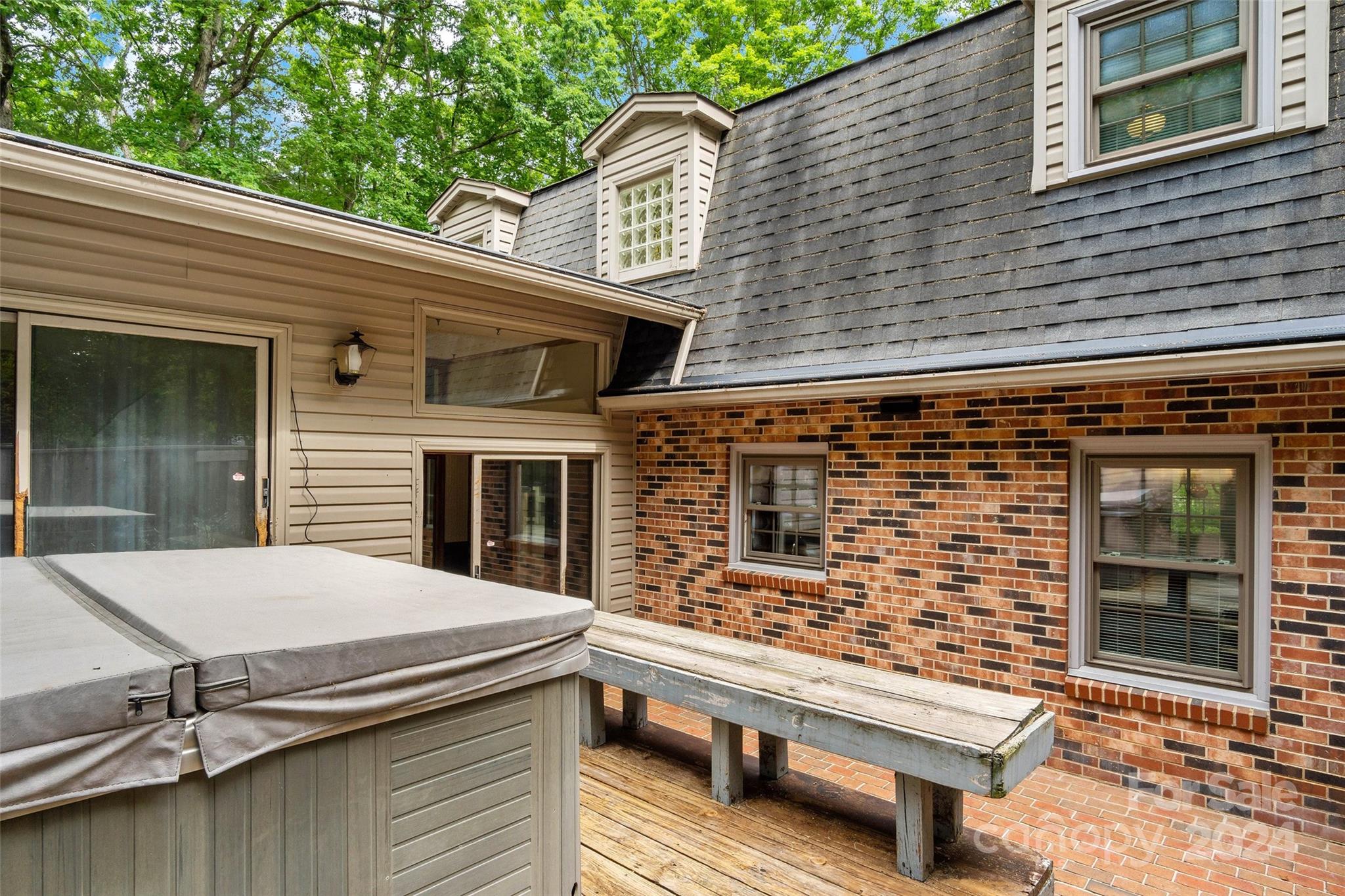 221 Camelot Drive