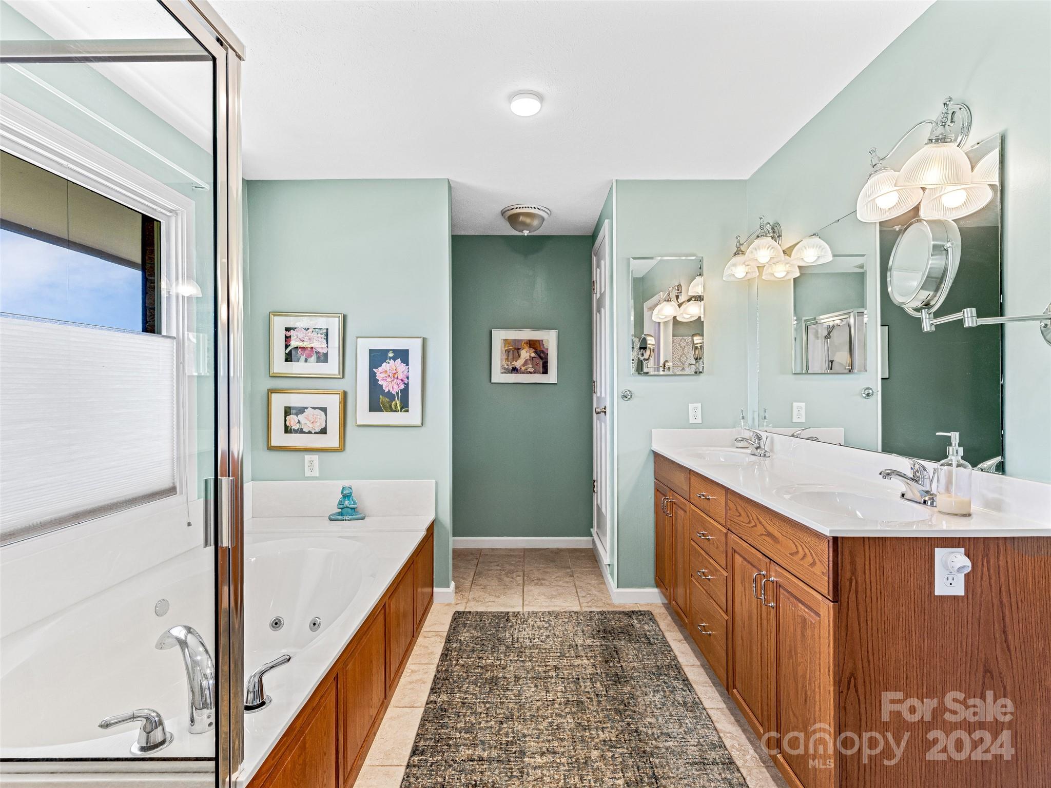 220 Northfield Court
