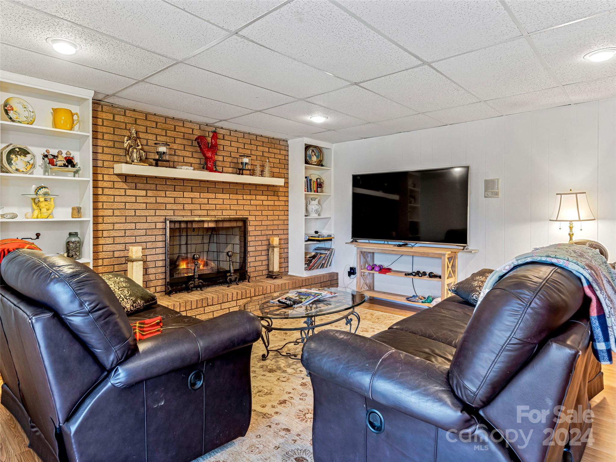 220 Northfield Court