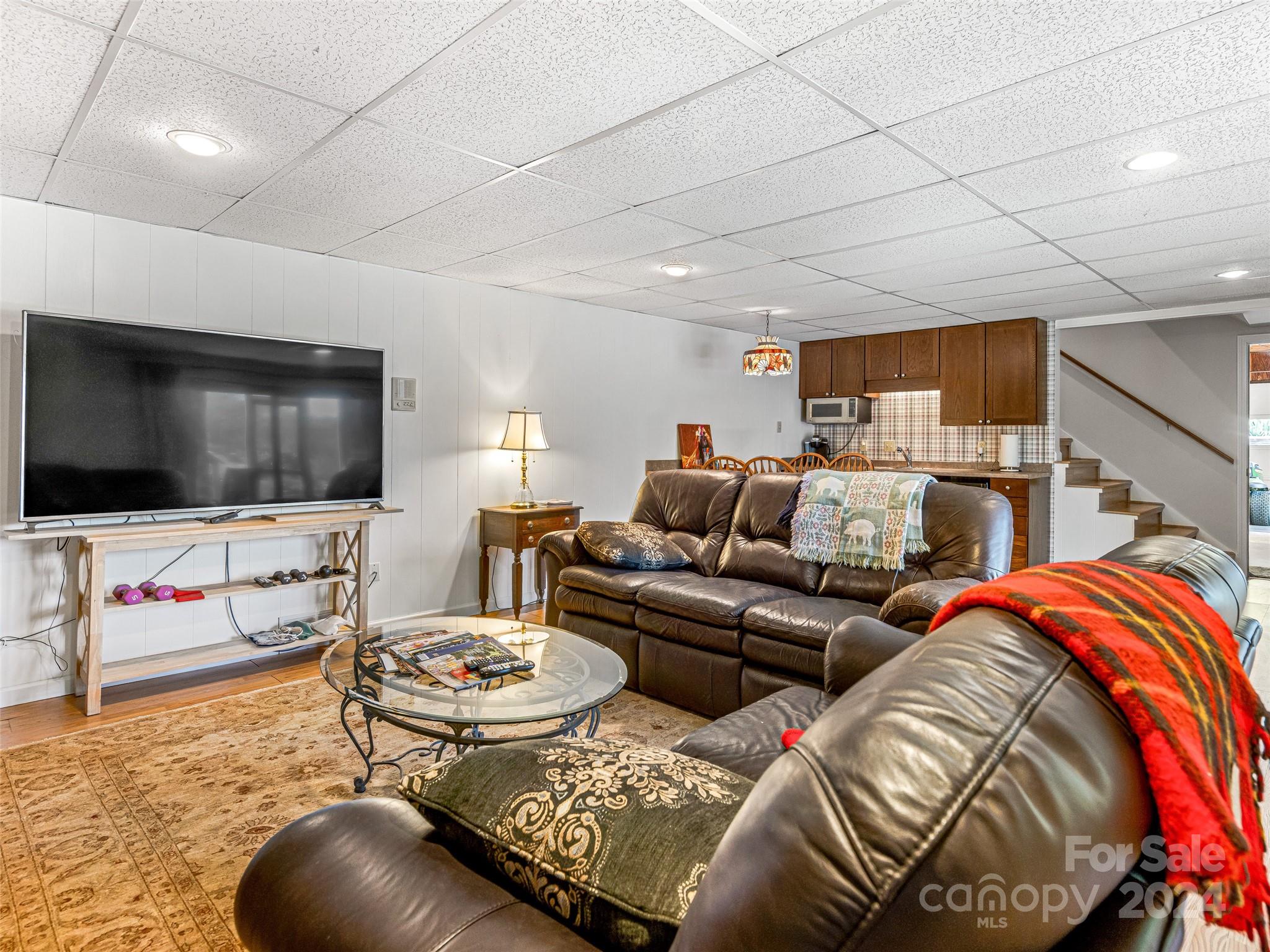220 Northfield Court