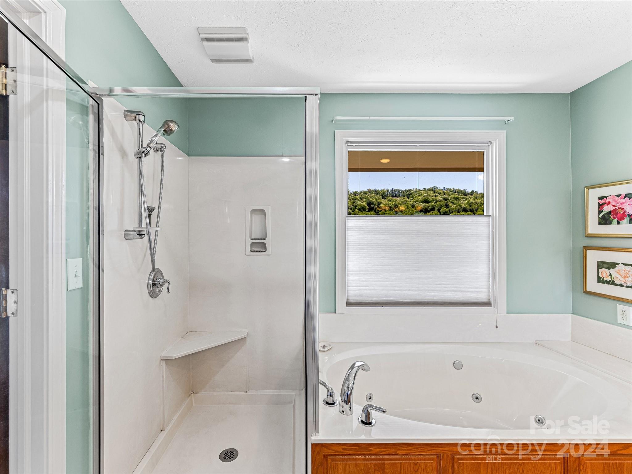 220 Northfield Court