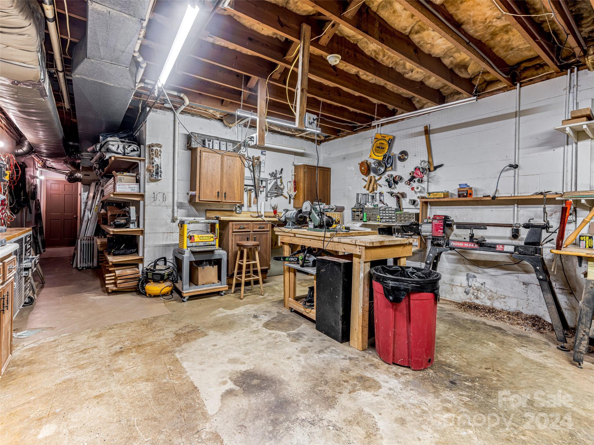 220 Northfield Court