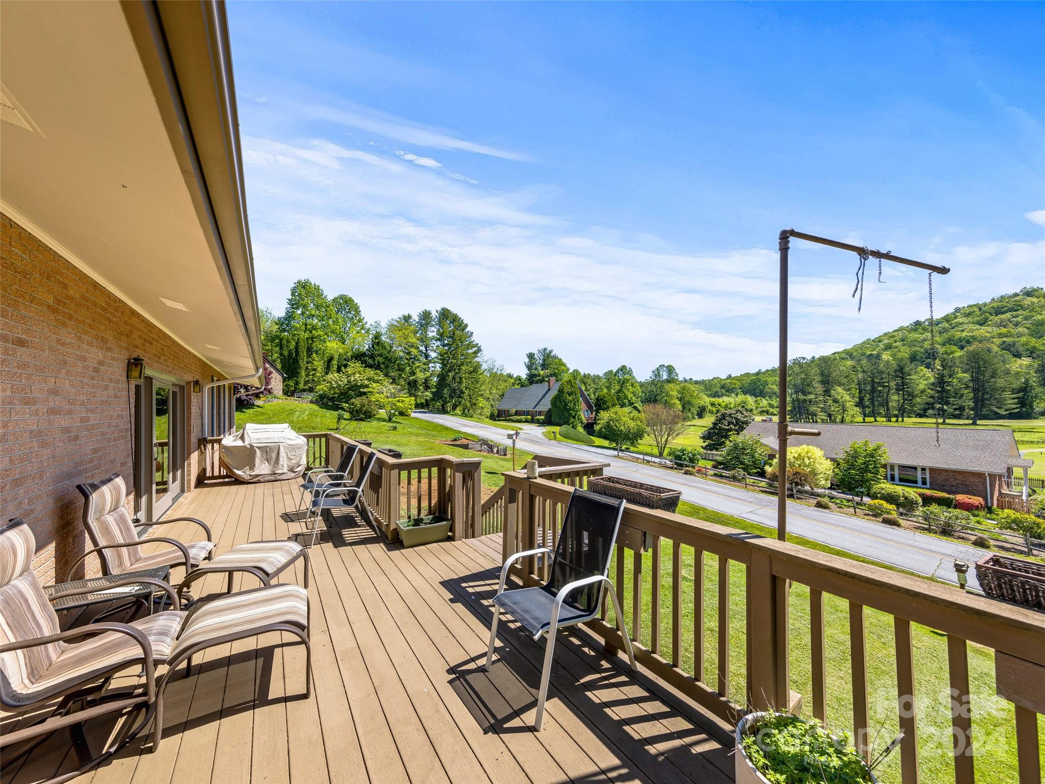 220 Northfield Court