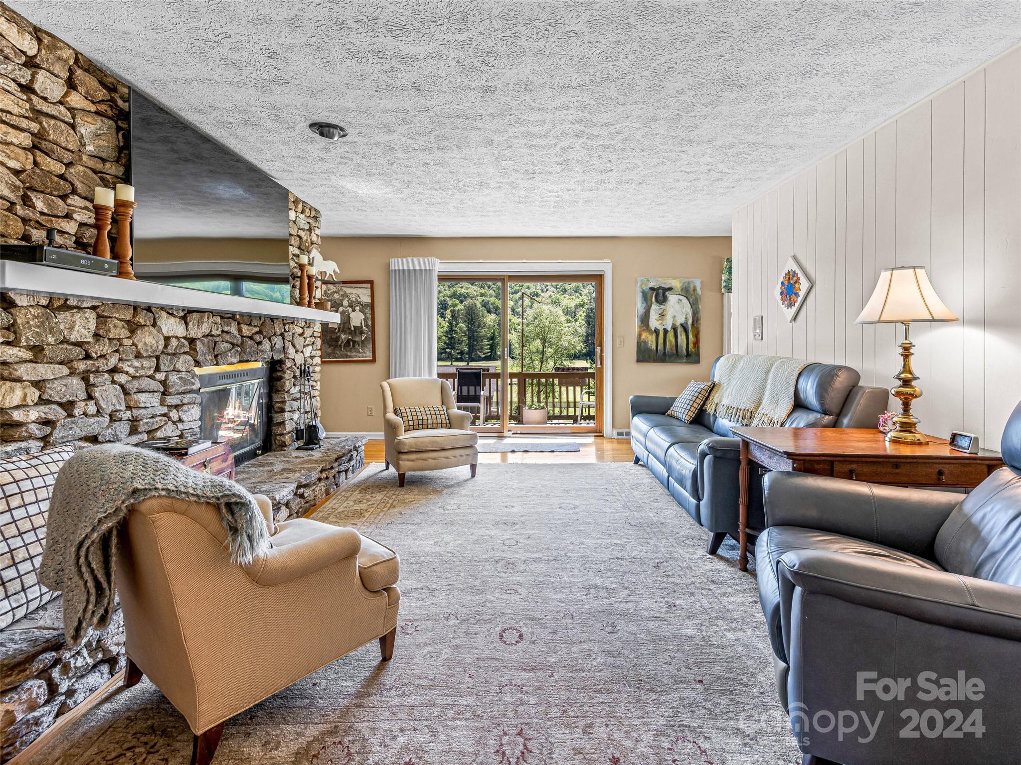 220 Northfield Court