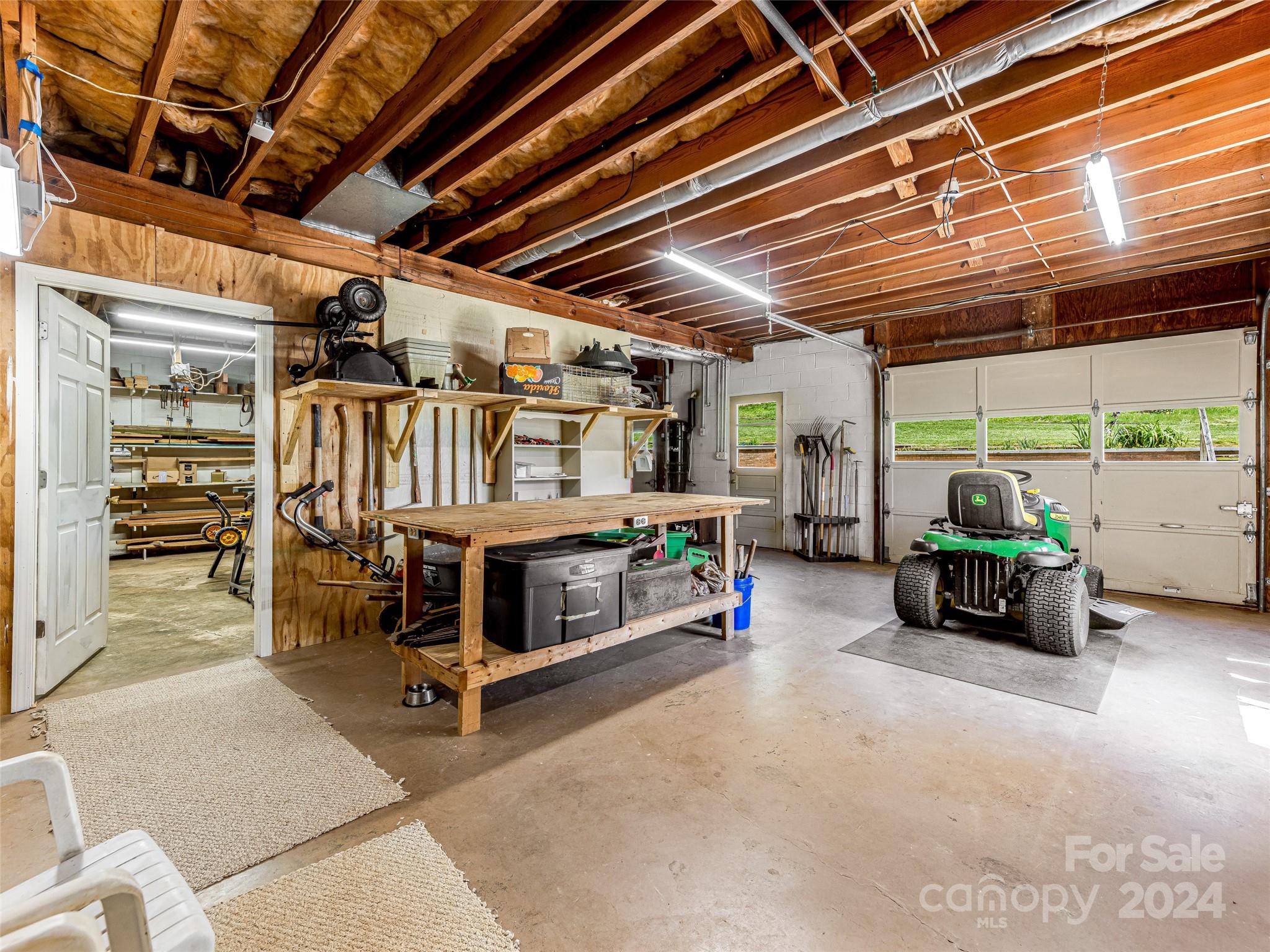 220 Northfield Court
