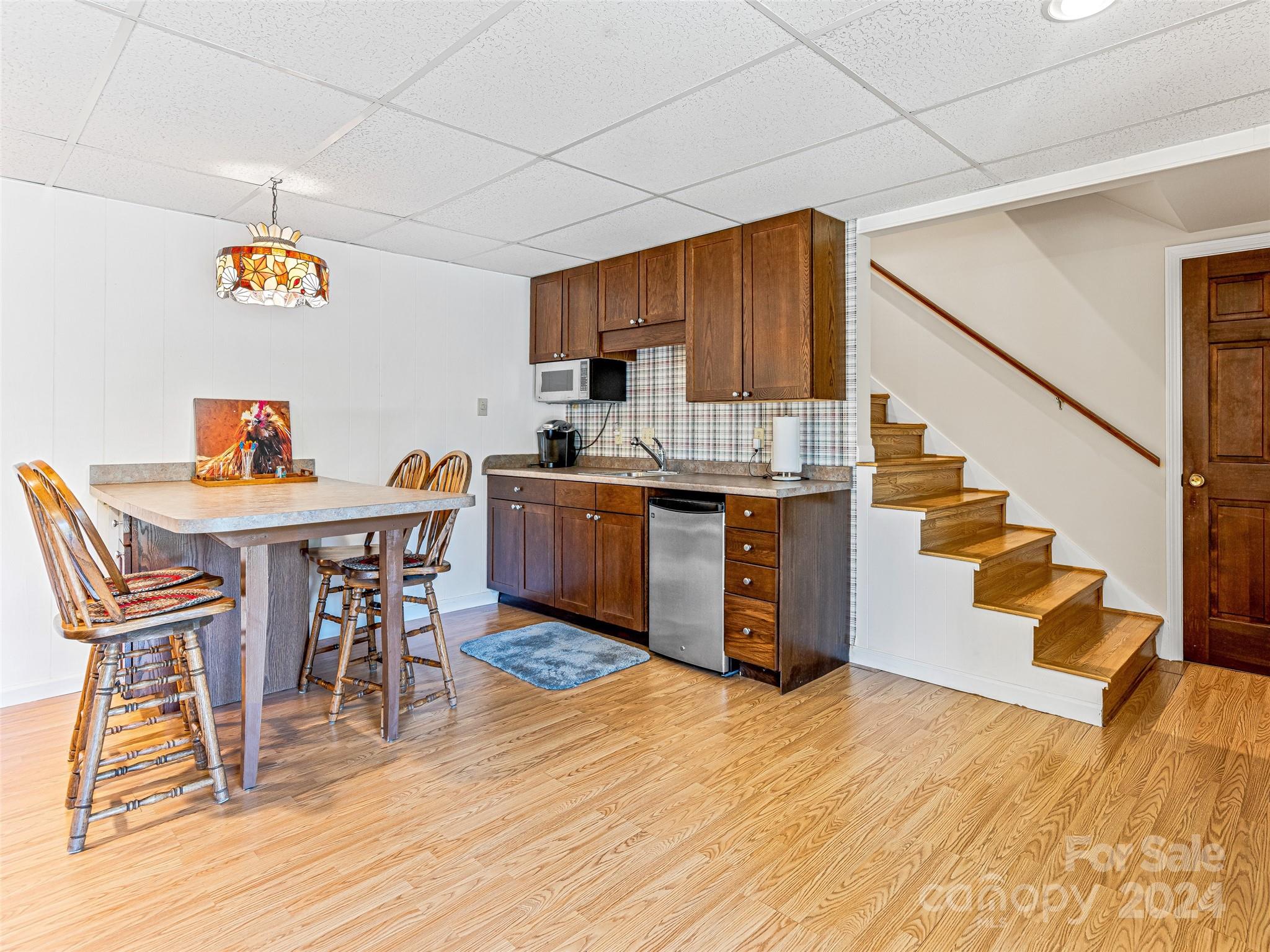 220 Northfield Court