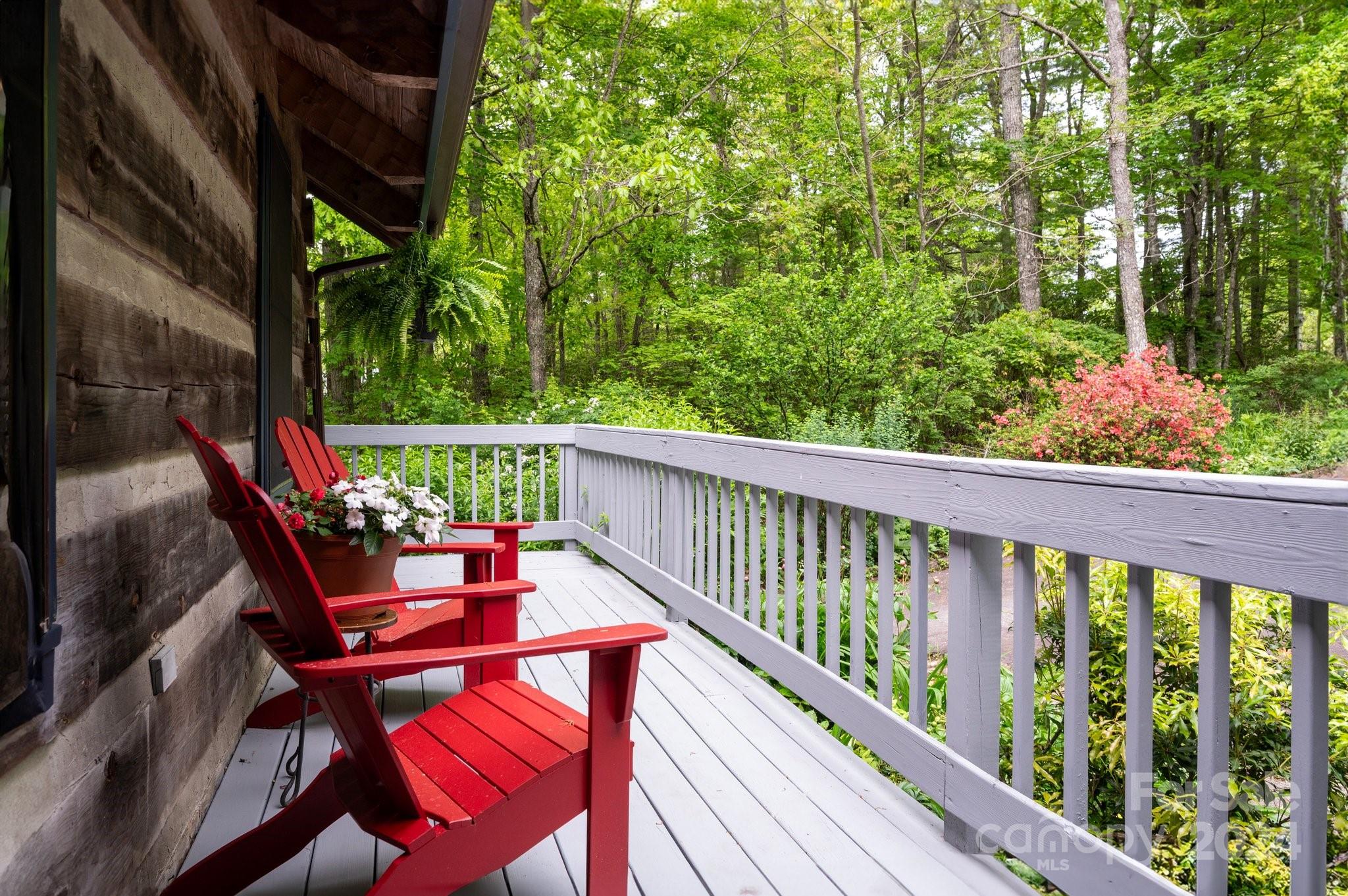 737 Rolling Ridge Loop