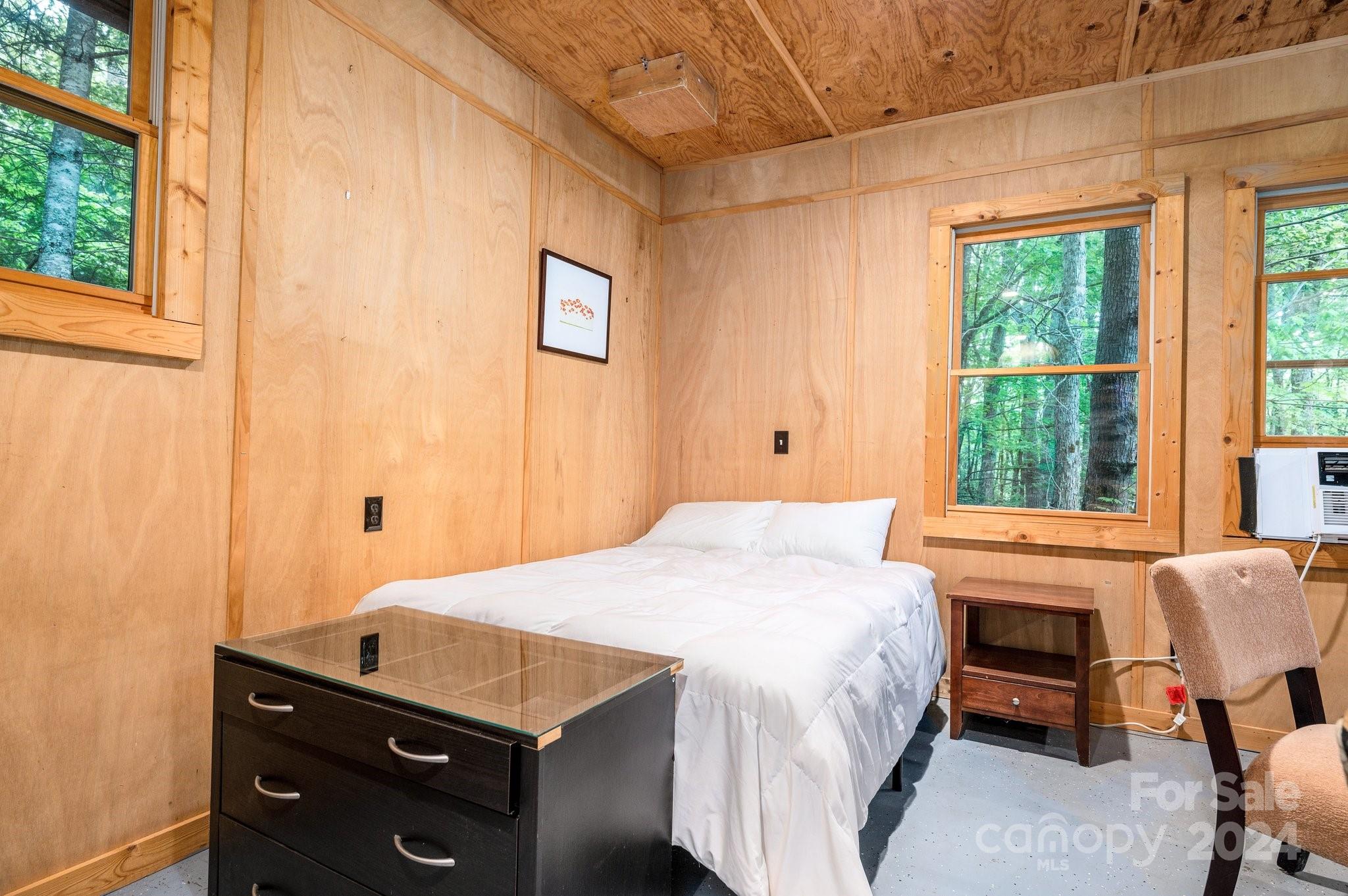 737 Rolling Ridge Loop