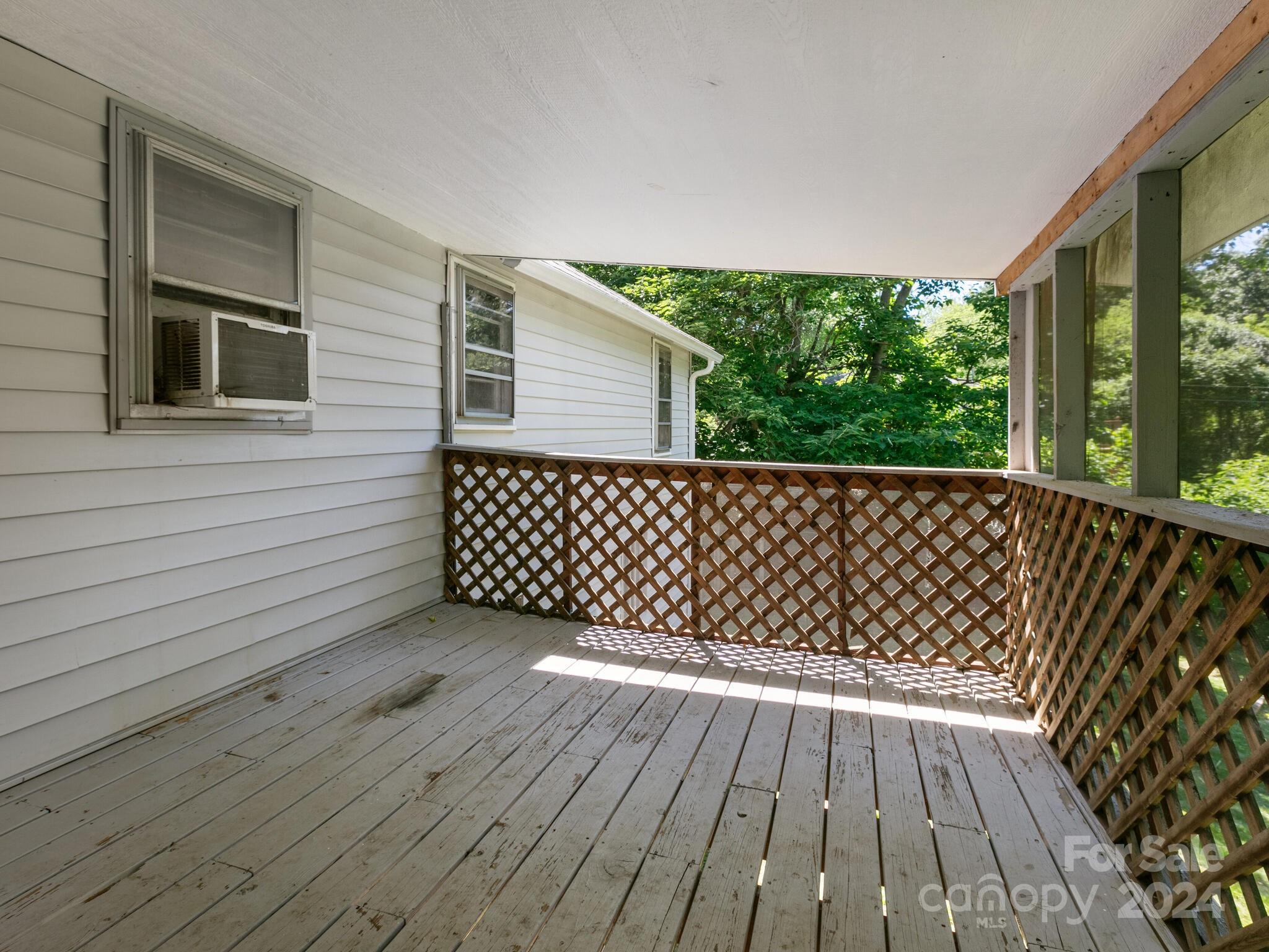 251 Johnston Boulevard