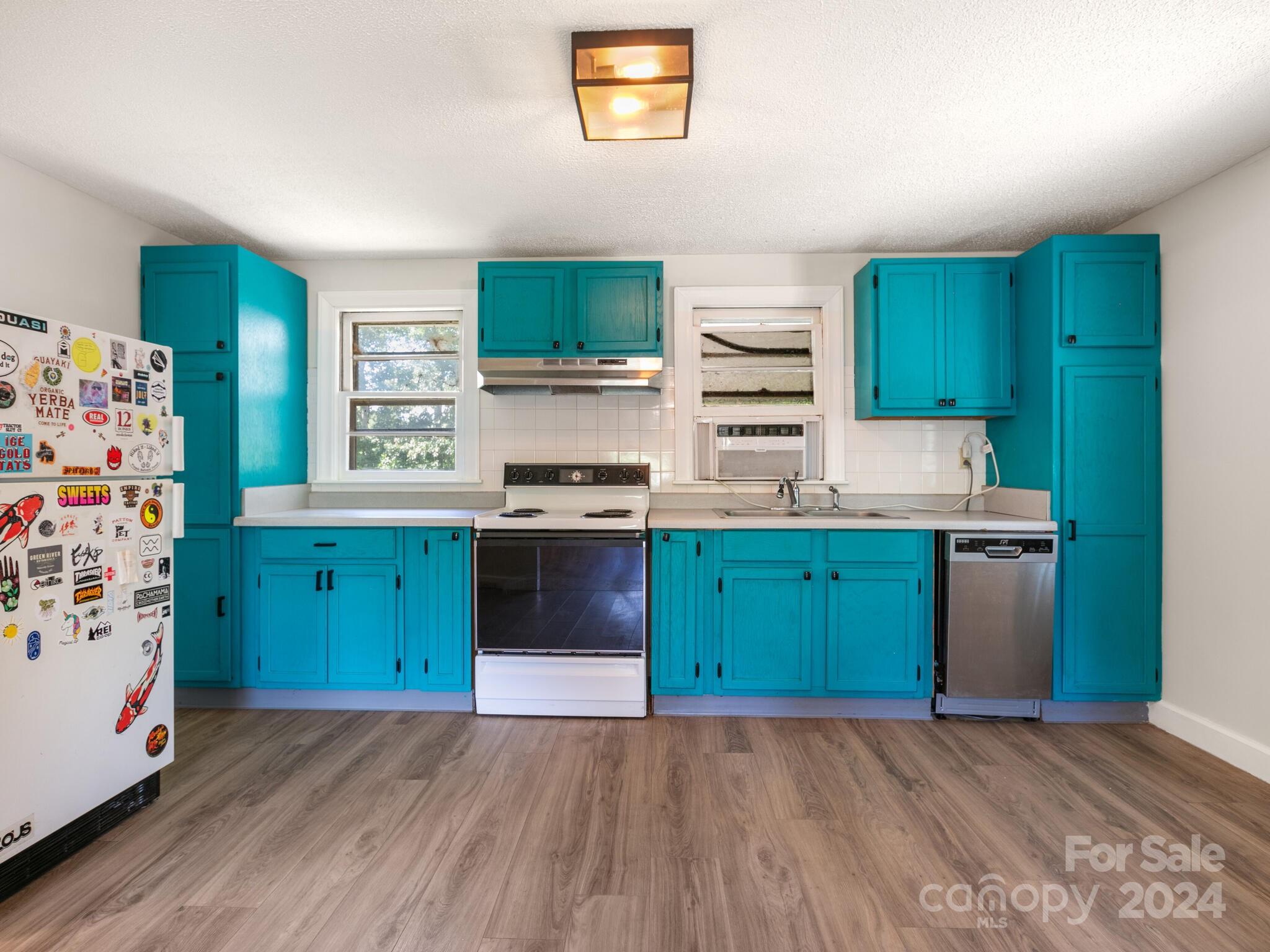 251 Johnston Boulevard