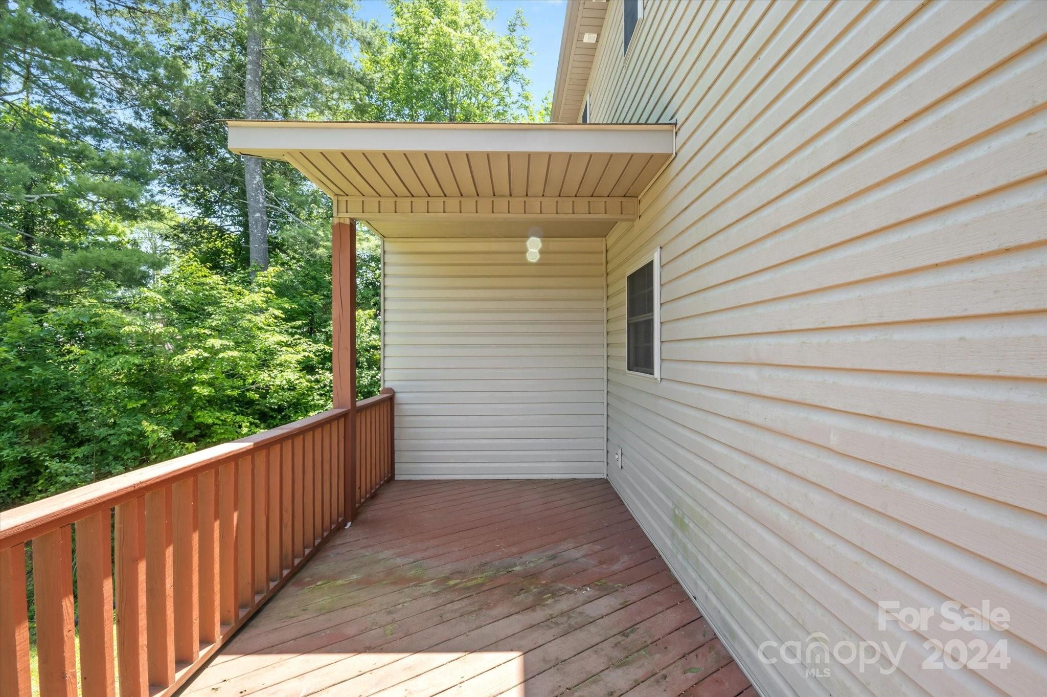 7 Sirenas Way Unit: A & B