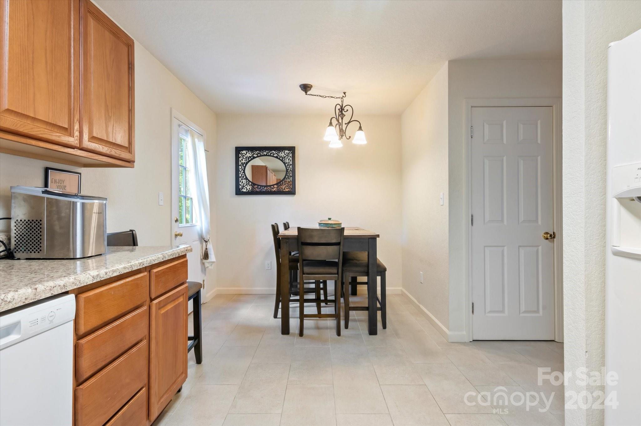 7 Sirenas Way Unit: A & B