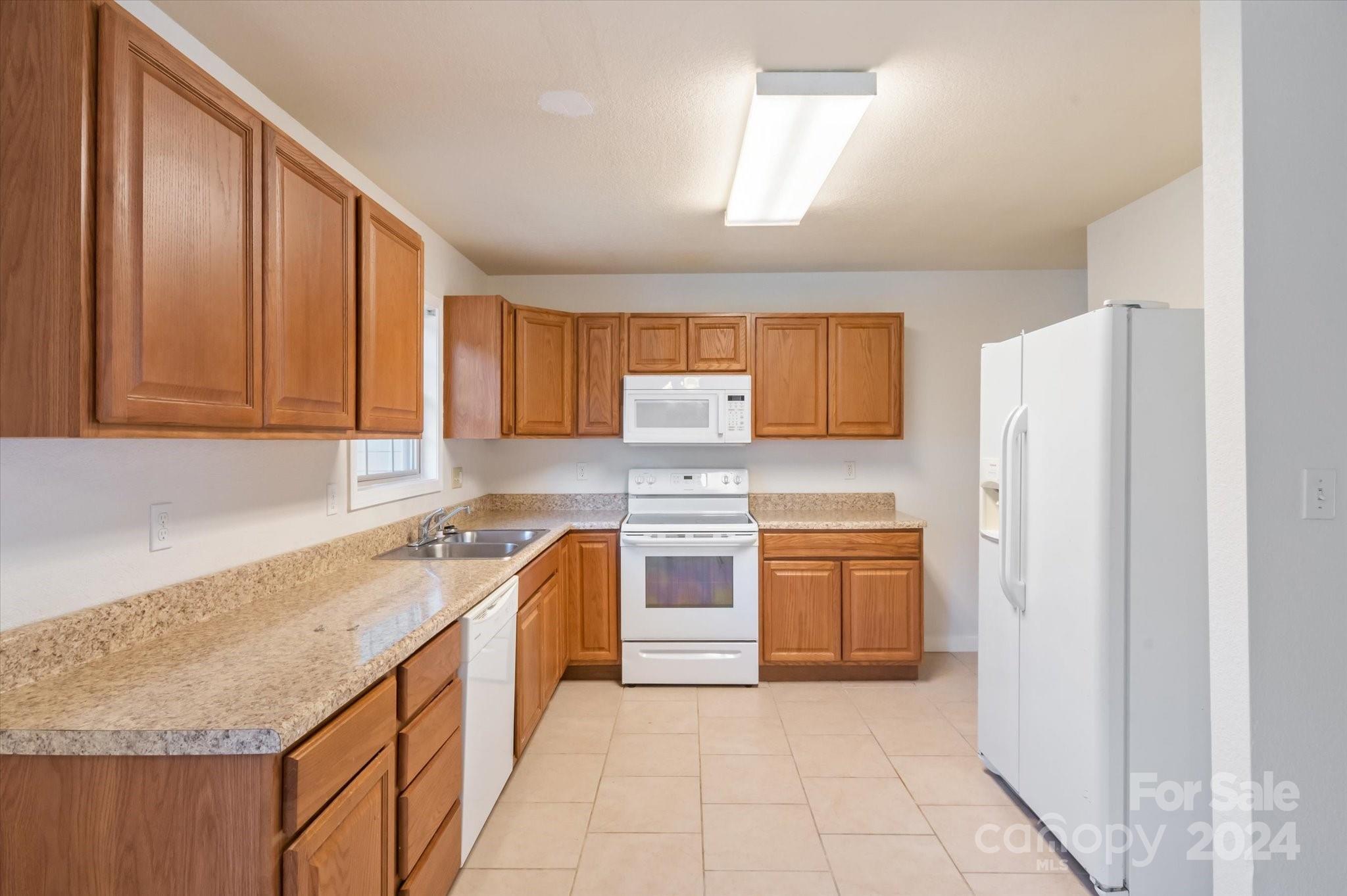 7 Sirenas Way Unit: A & B