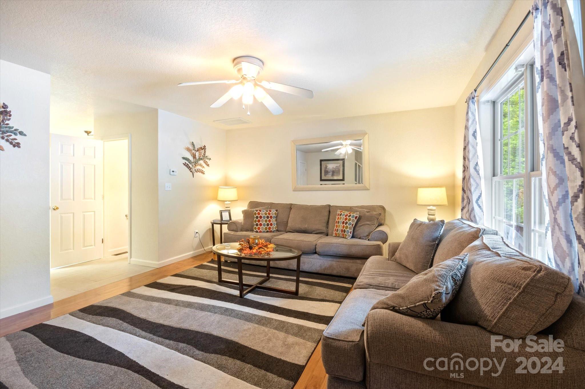 7 Sirenas Way Unit: A & B