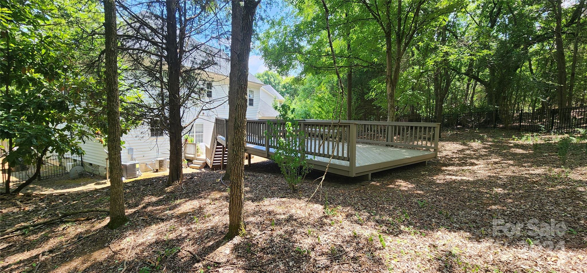 13808 Ballantyne Meadows Drive