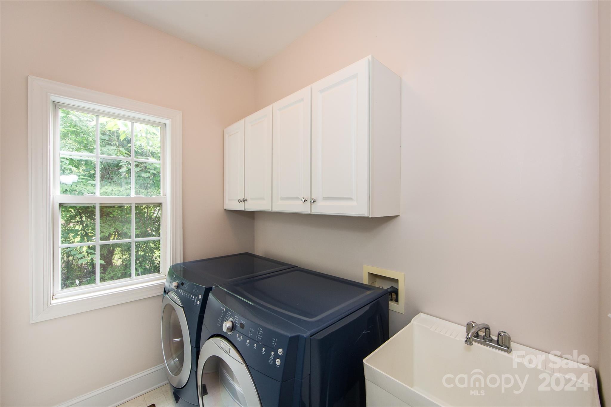 13808 Ballantyne Meadows Drive