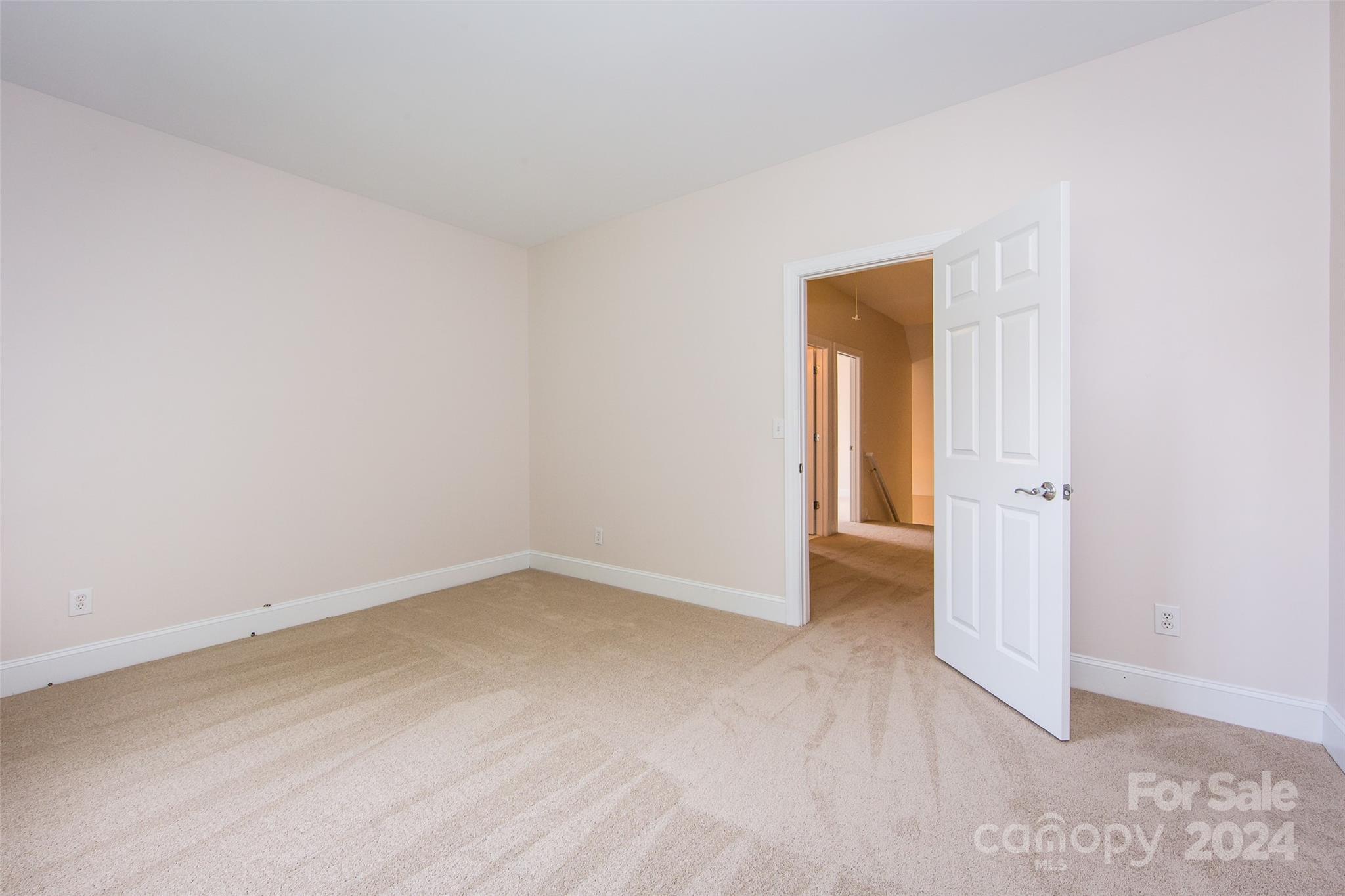 13808 Ballantyne Meadows Drive