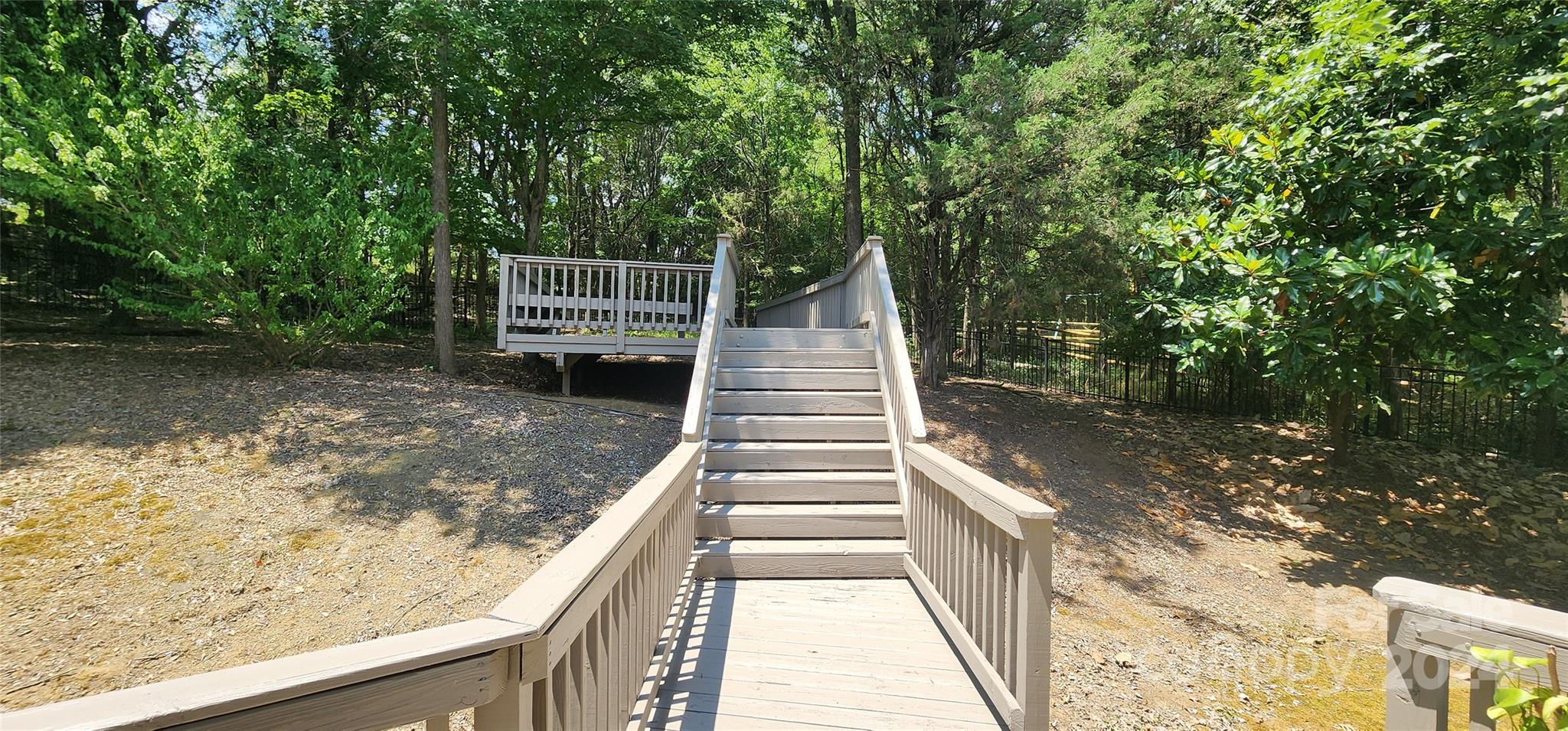 13808 Ballantyne Meadows Drive