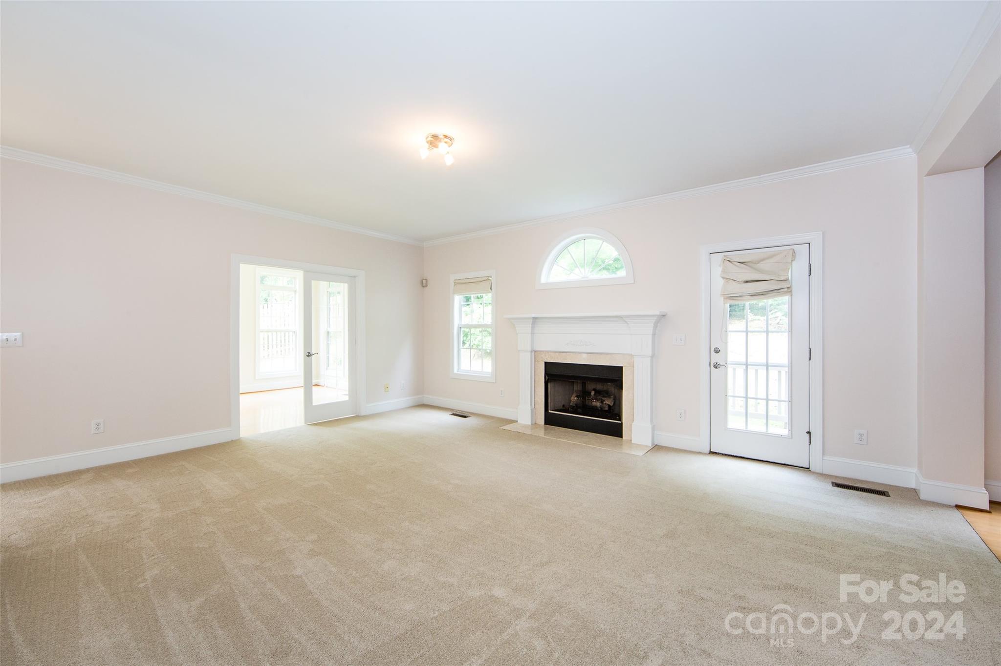 13808 Ballantyne Meadows Drive