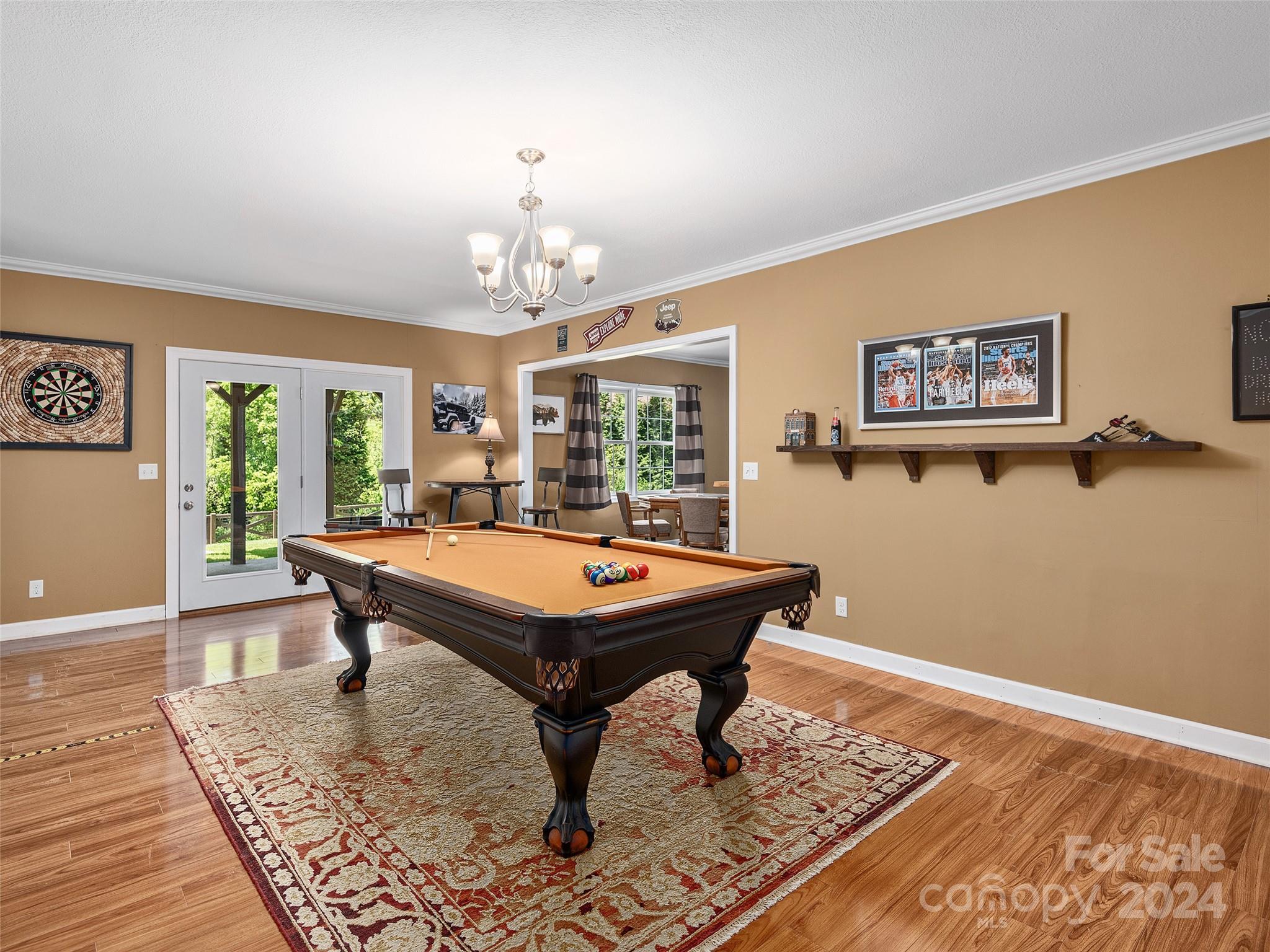 8 Old Farm House Road