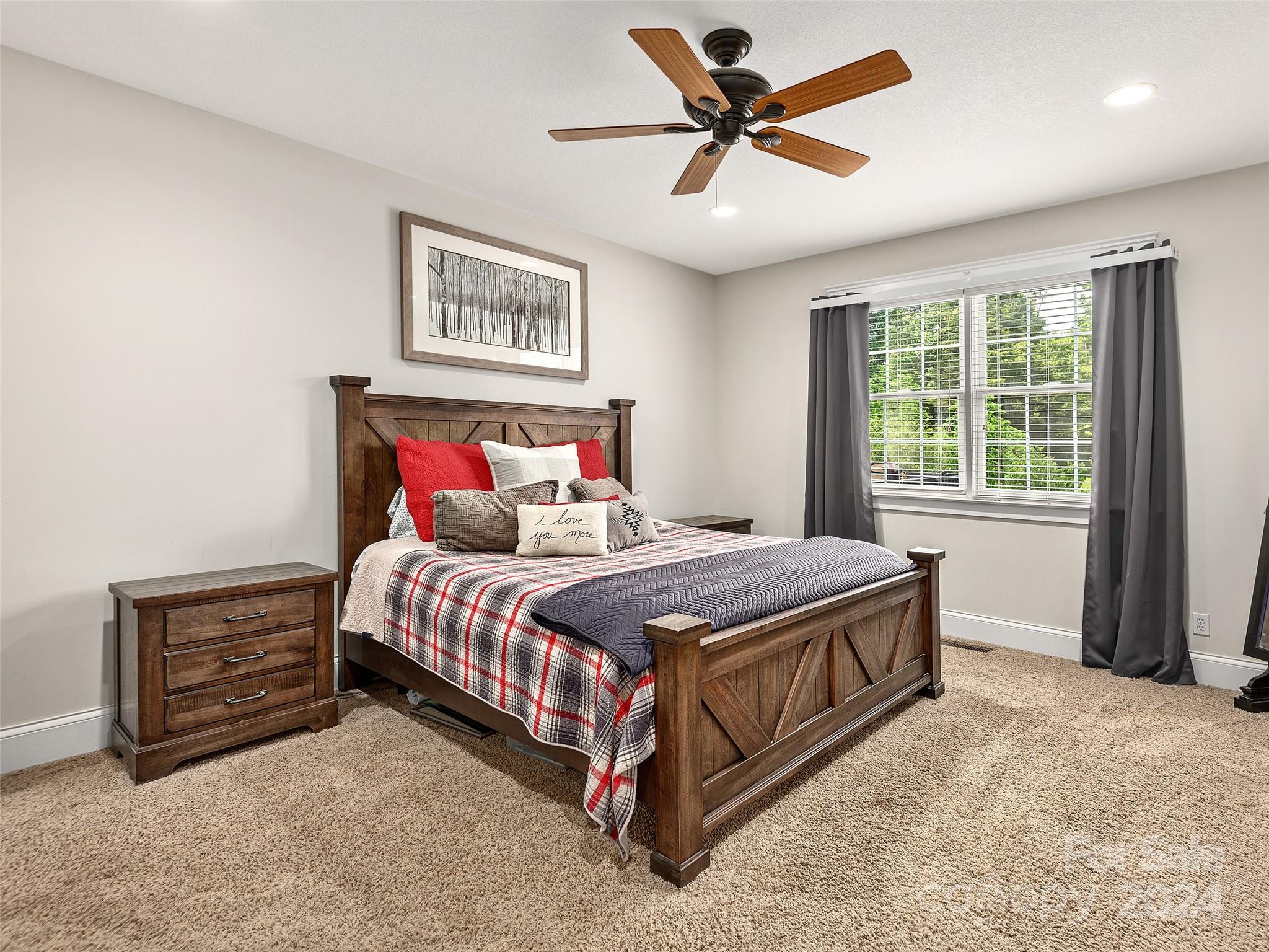 8 Old Farm House Road