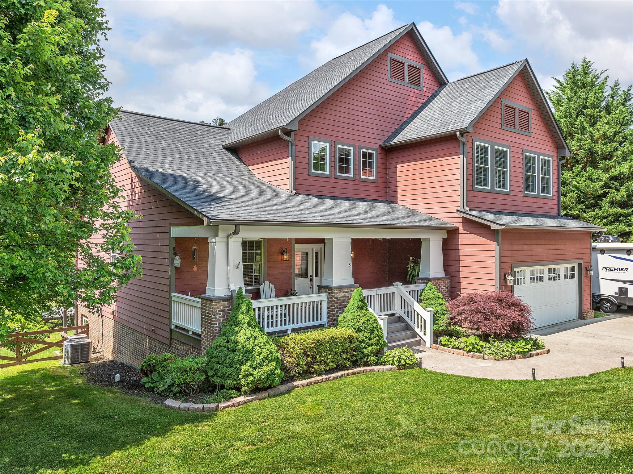 8 Old Farm House Road