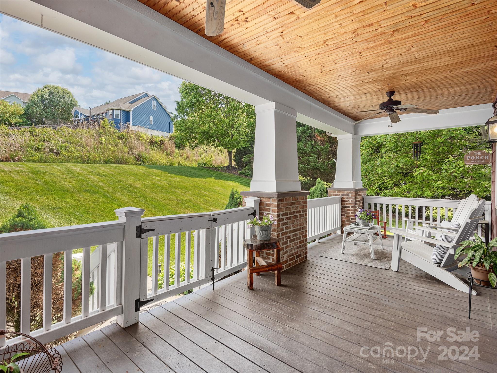 8 Old Farm House Road