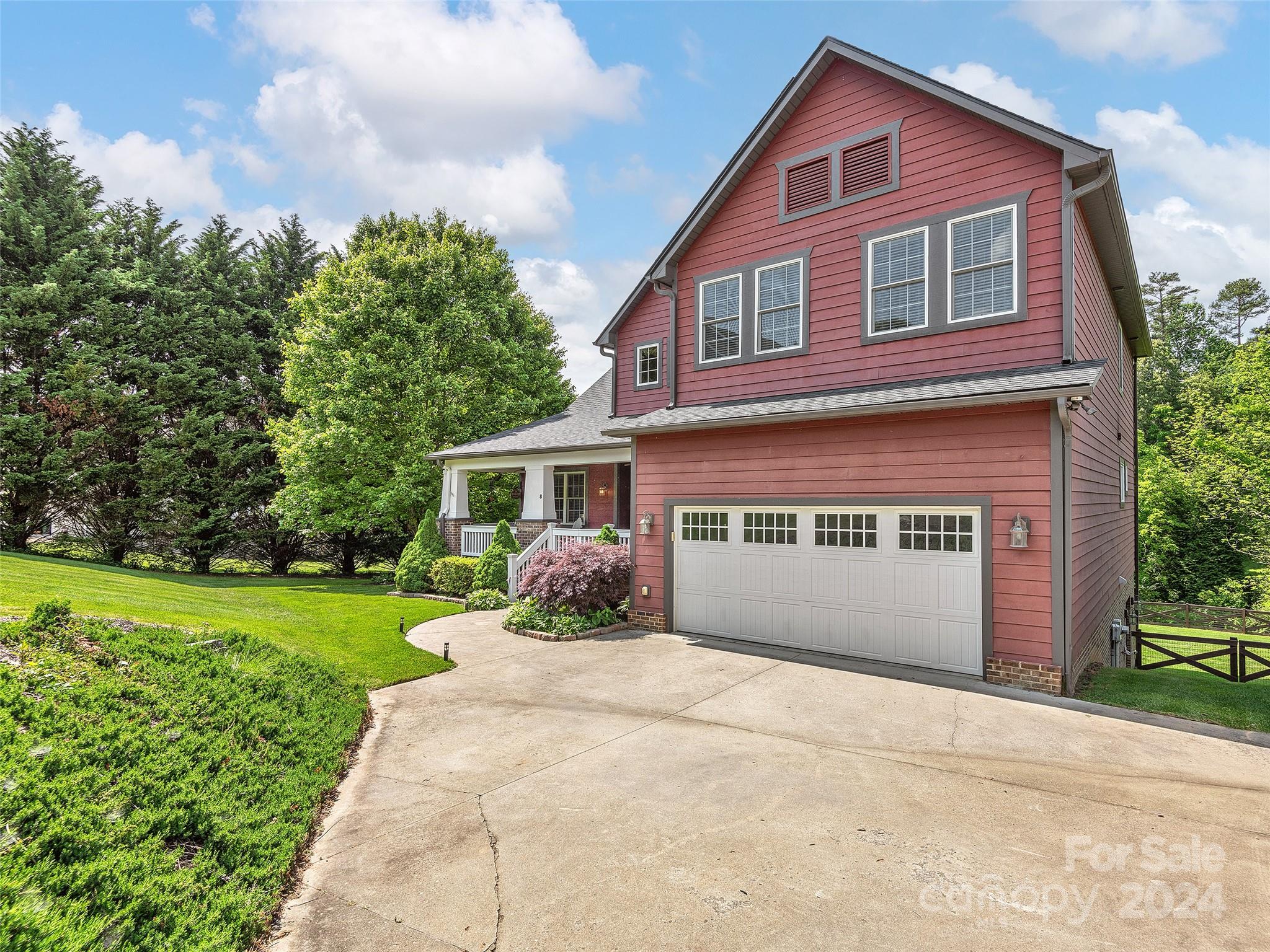 8 Old Farm House Road